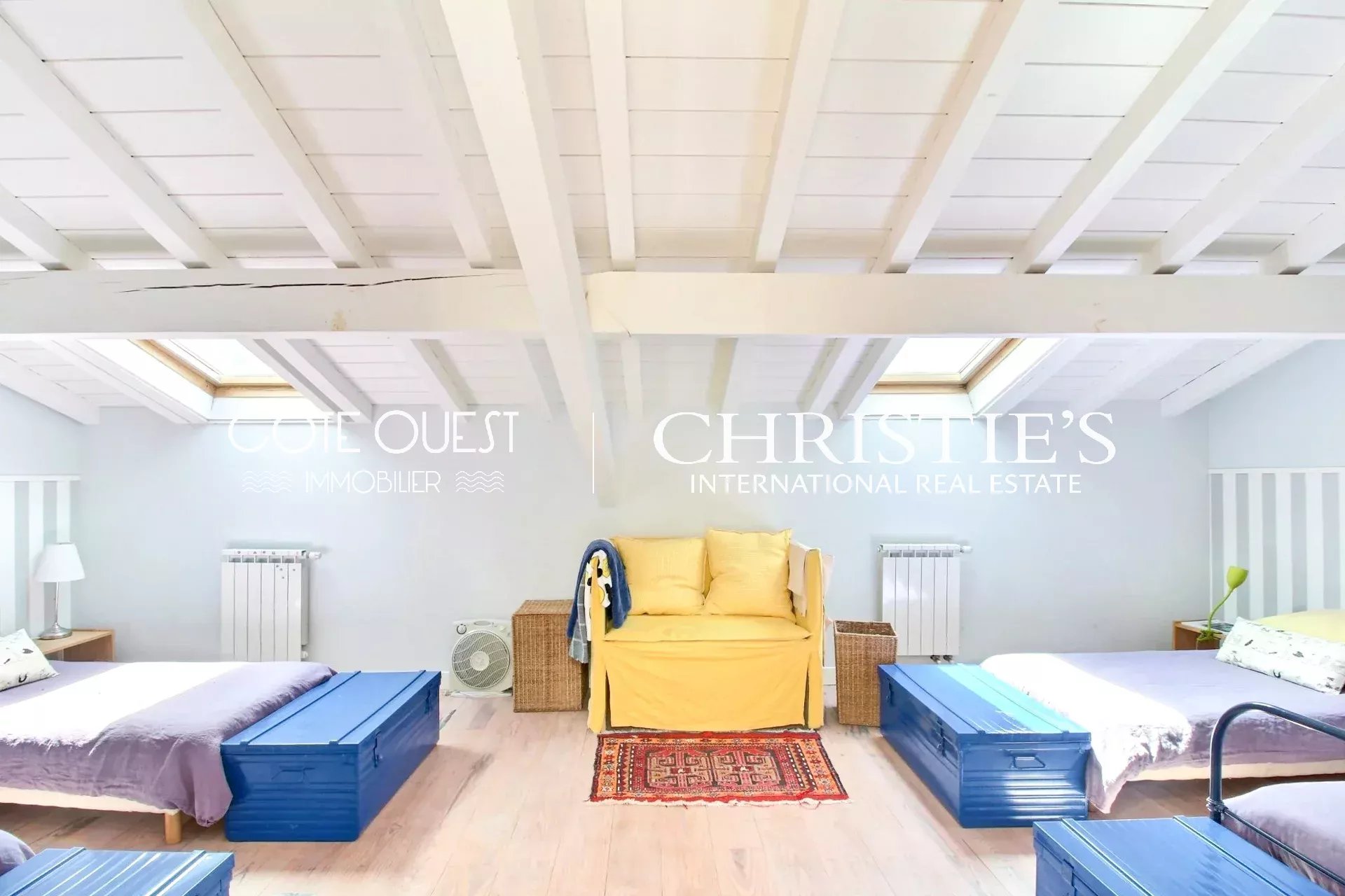 7 Bedroom Villa/Townhouse's Image 14