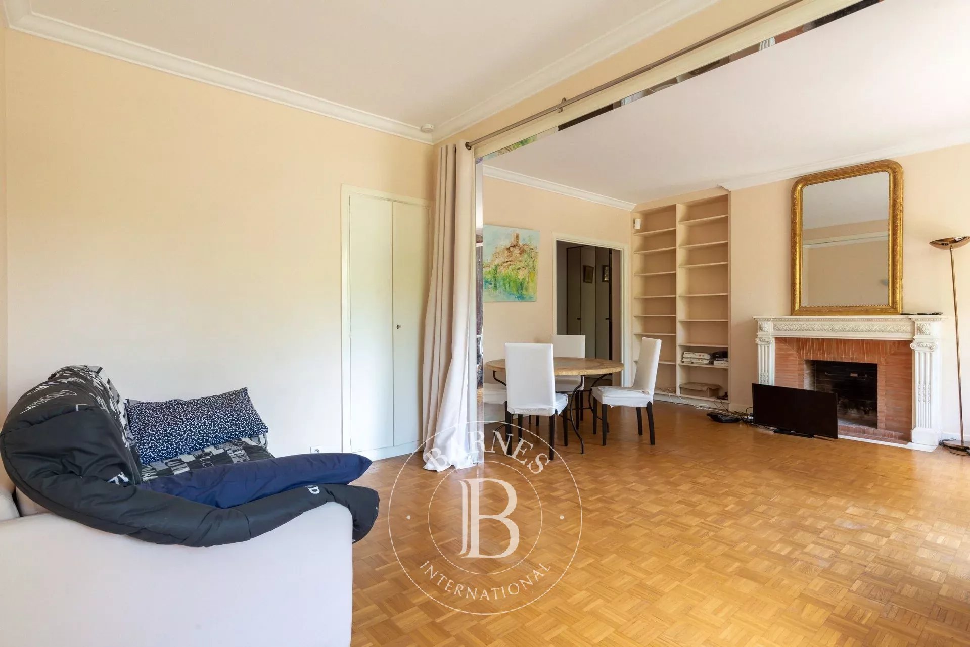 Neuilly-Inkermann-Perronet - 3-room apartment with a balcony - South-facing - Superb unobstructed views over verdant surroundings - picture 5
