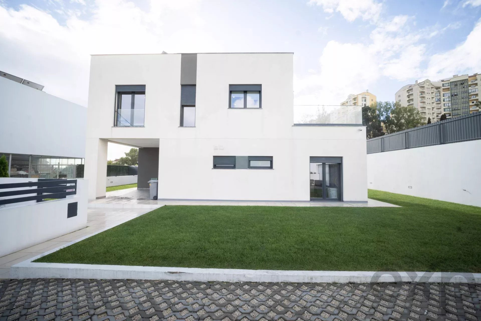 Excellent new 4-bedroom villa with pool 86417771 image 27