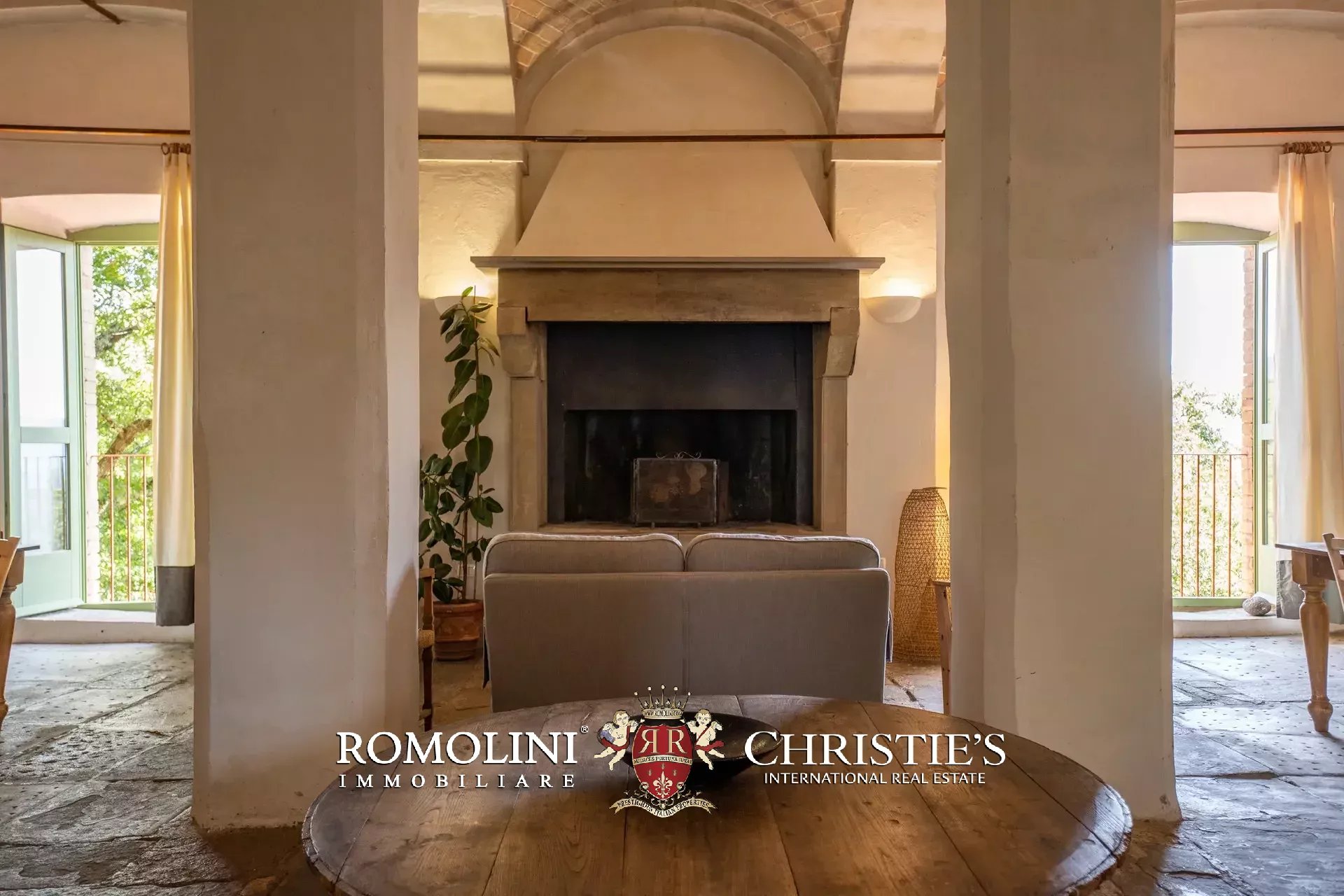 10 Bedroom Villa/Townhouse's Image 59