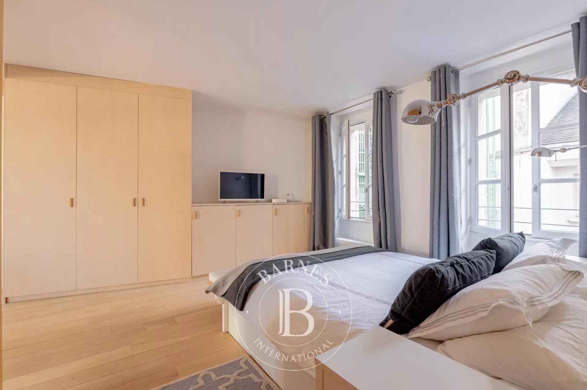 Paris  - Apartment 2 Bedrooms - picture 12