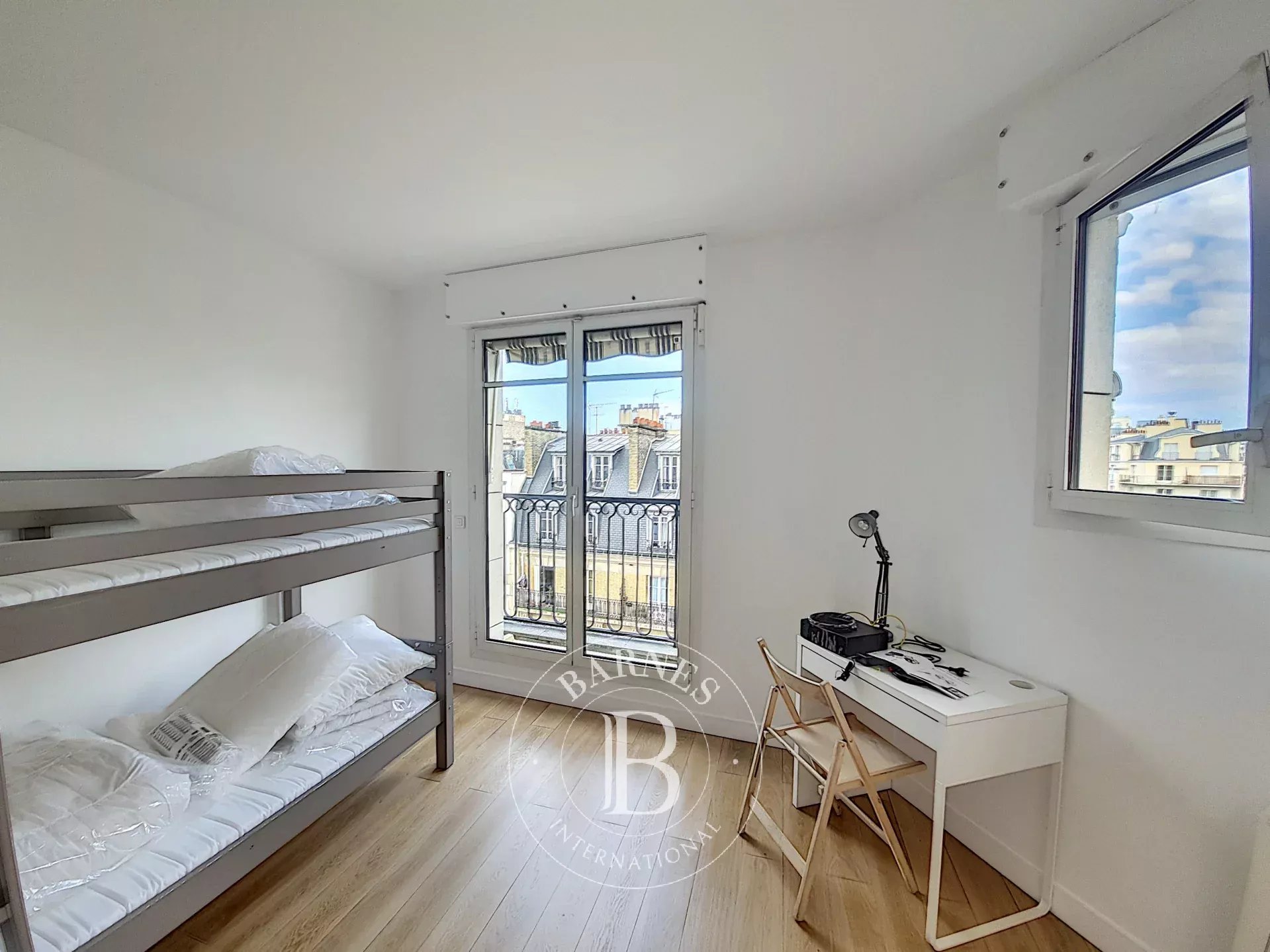 Paris  - Apartment 3 Bedrooms - picture 8