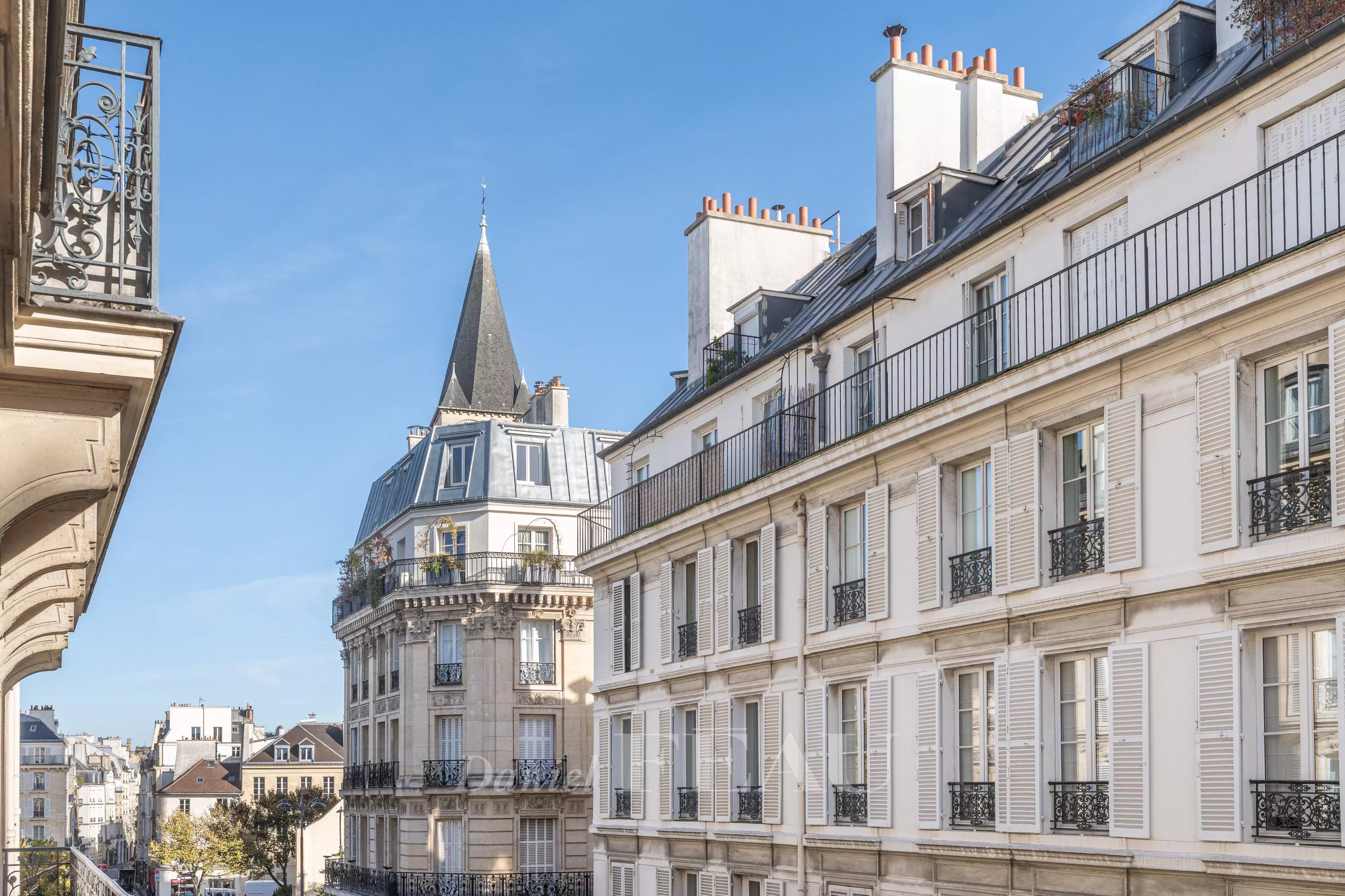 FEAU-FINAL Feau-Saint-Germain-54 rue Bonaparte