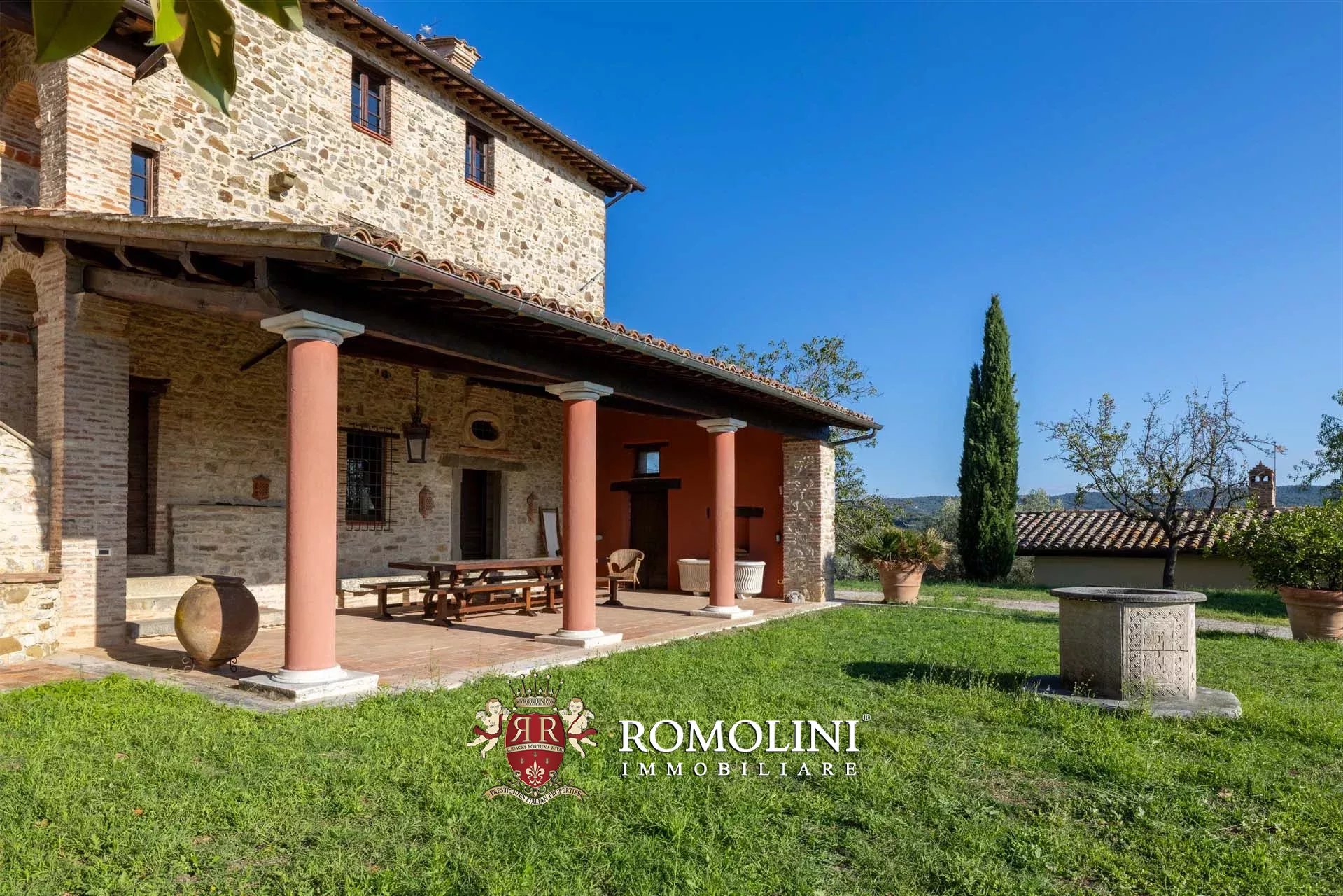 10 Bedroom Villa/Townhouse's Image 21
