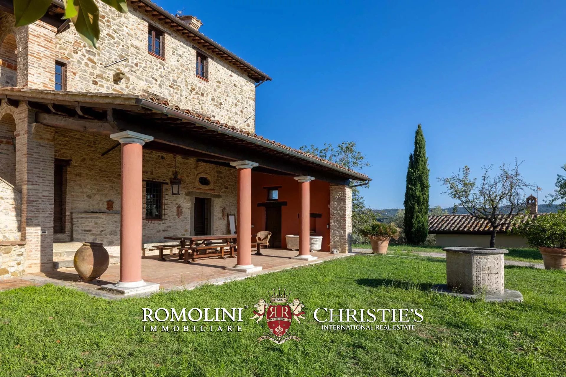 10 Bedroom Villa/Townhouse's Image 21
