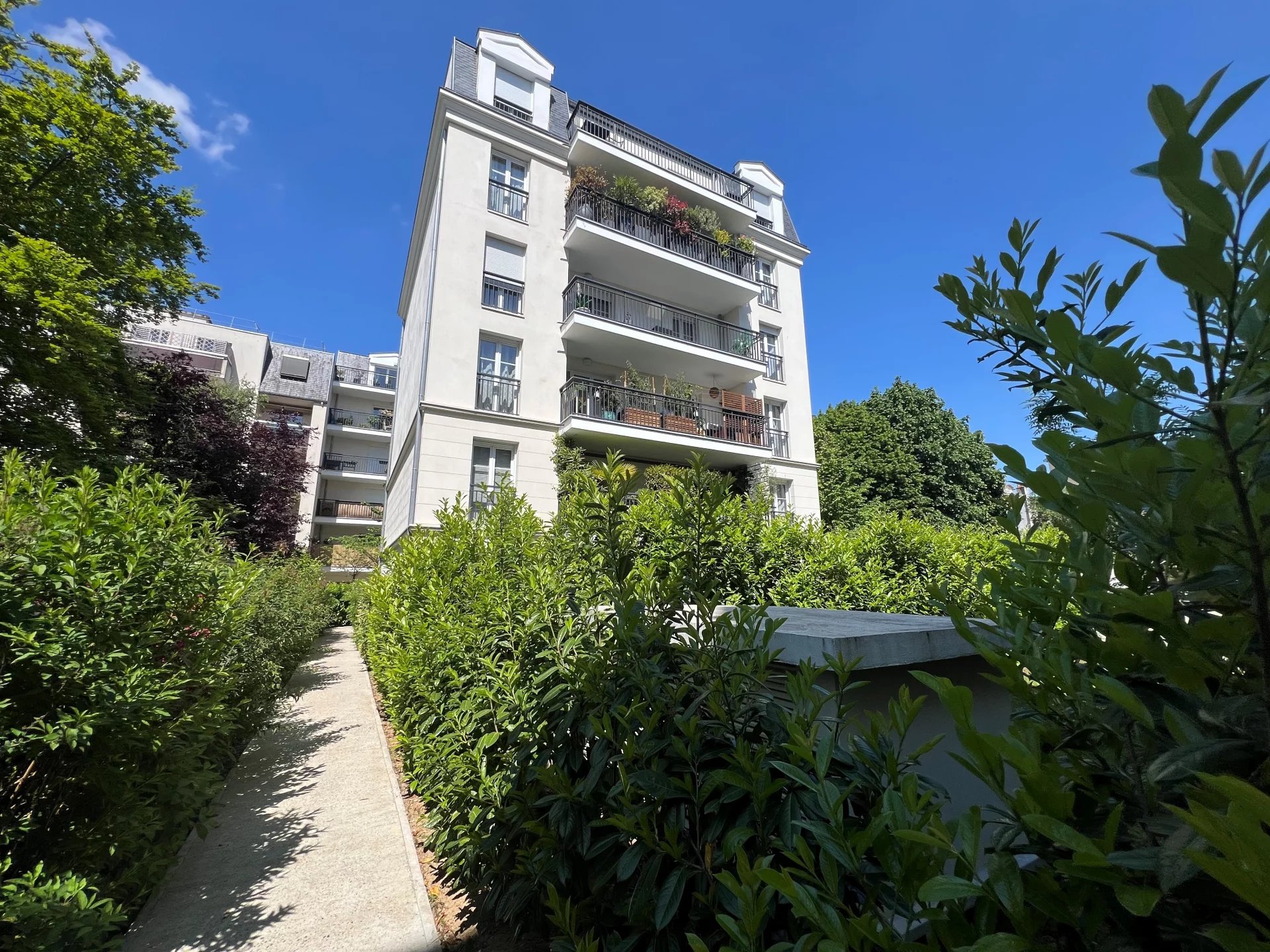 CLAMART MAIRIE: