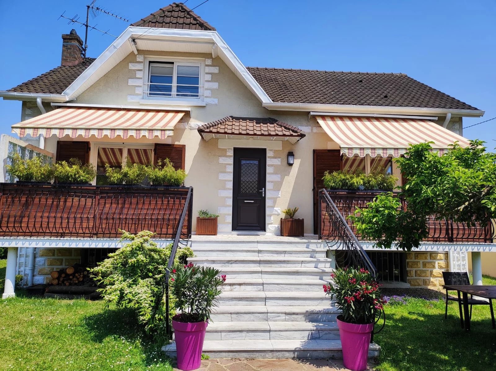 Agence immobilière de 