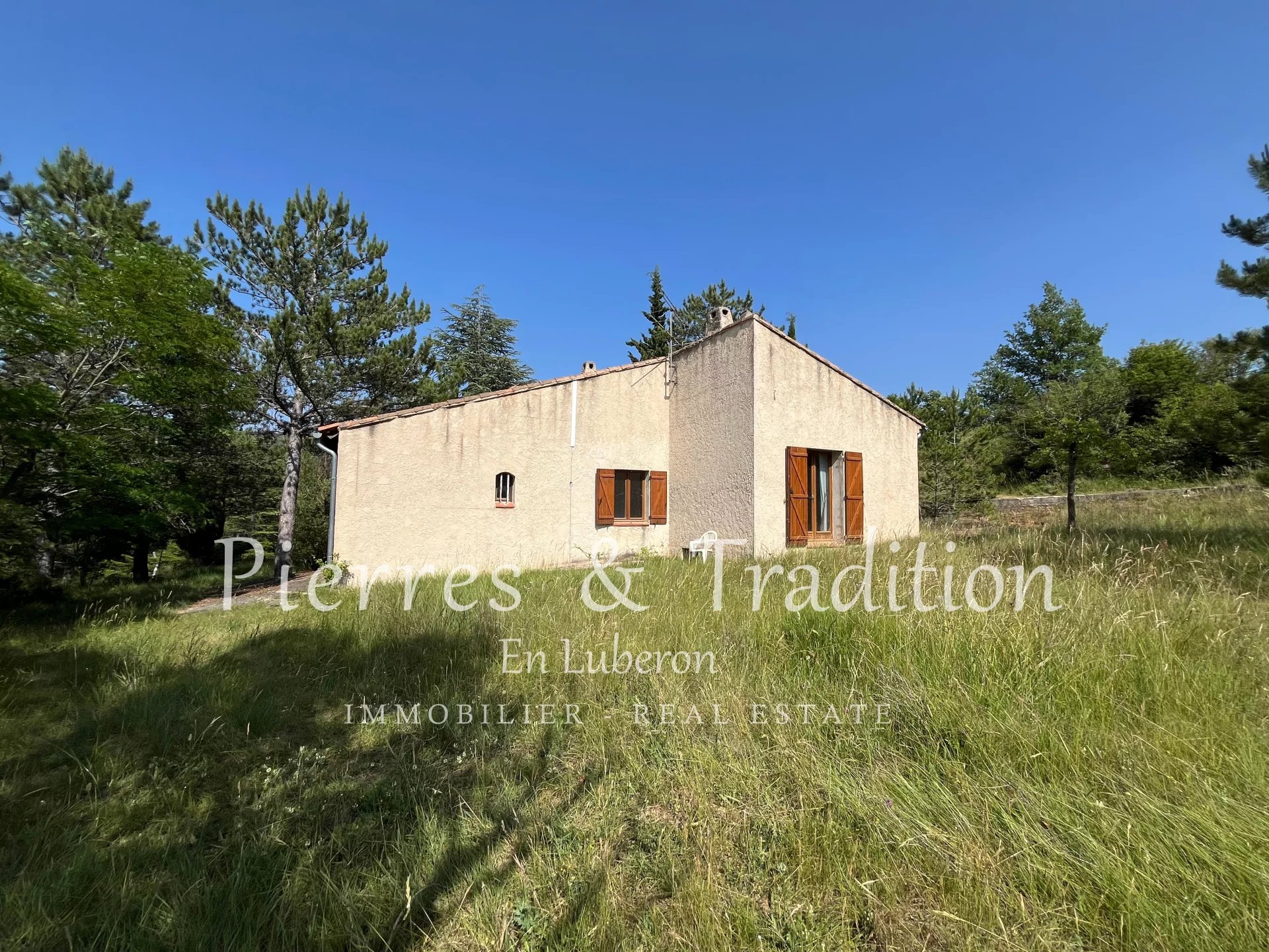 Agence immobilière de Pierres et Tradition en Luberon Apt