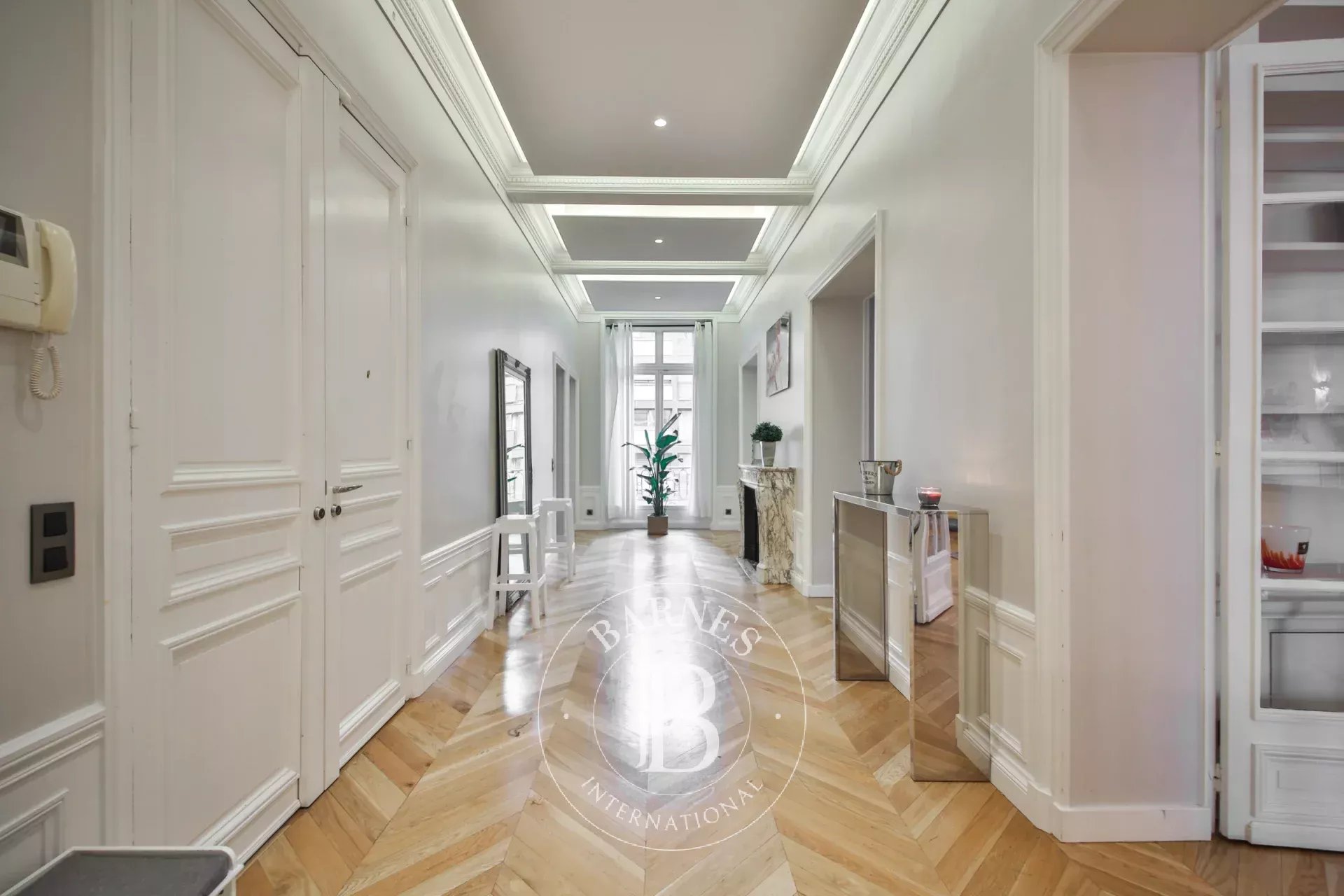 Paris  - Appartement 6 Pi&egrave;ces 4 Chambres - picture 9
