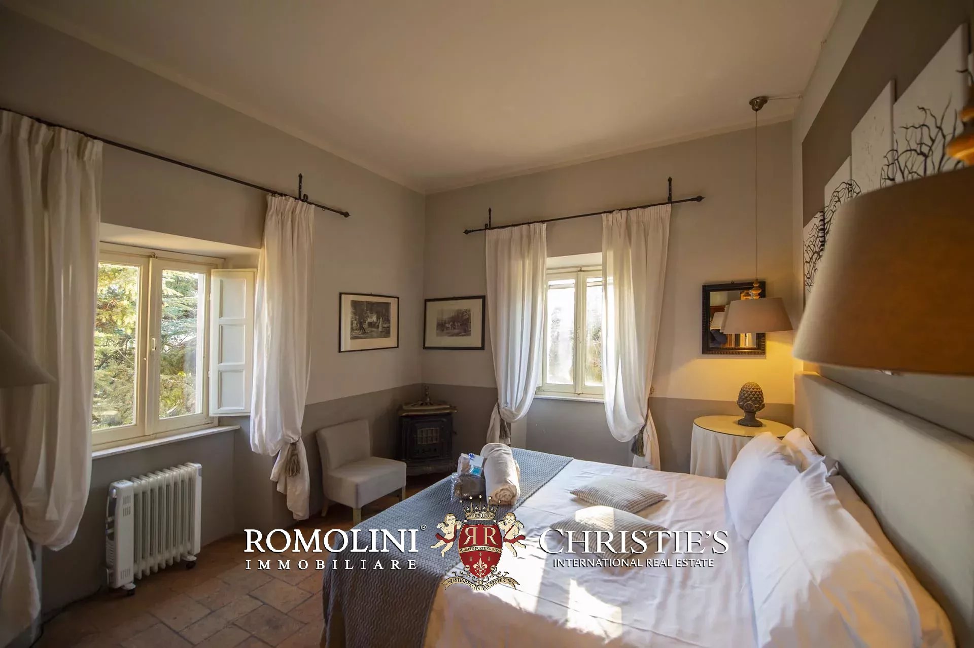 12 Bedroom Villa/Townhouse's Image 50