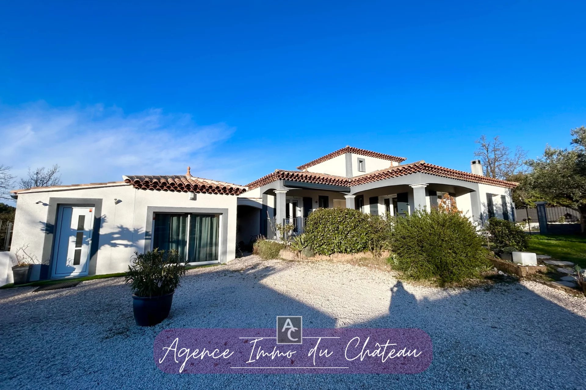 Agence immobilière de 