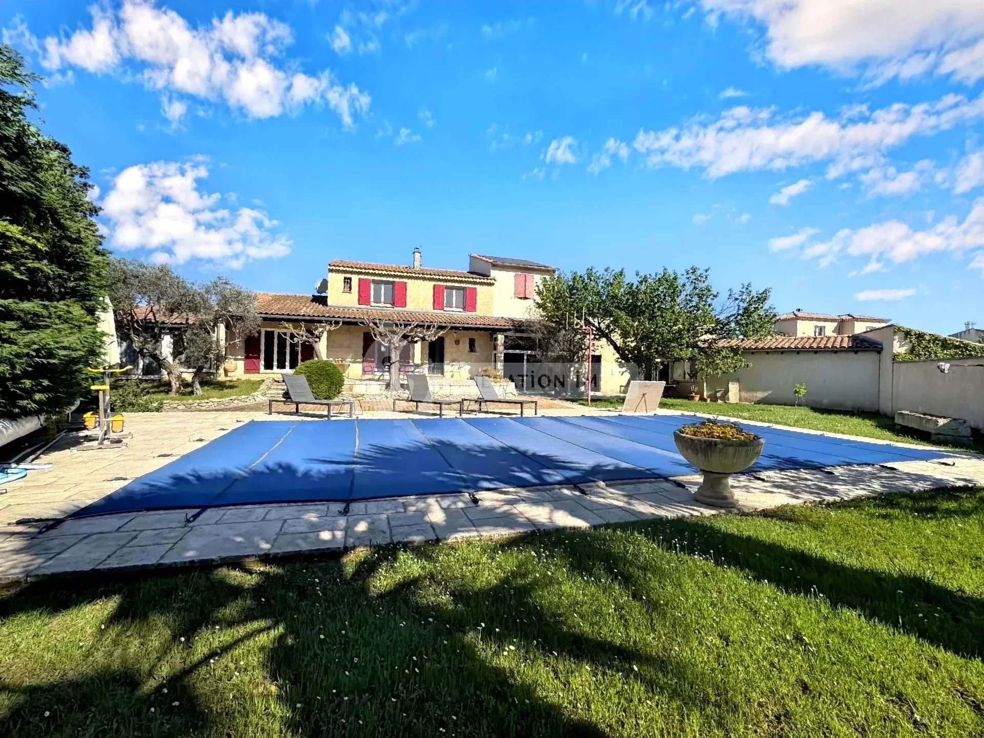 Agence immobilière de 