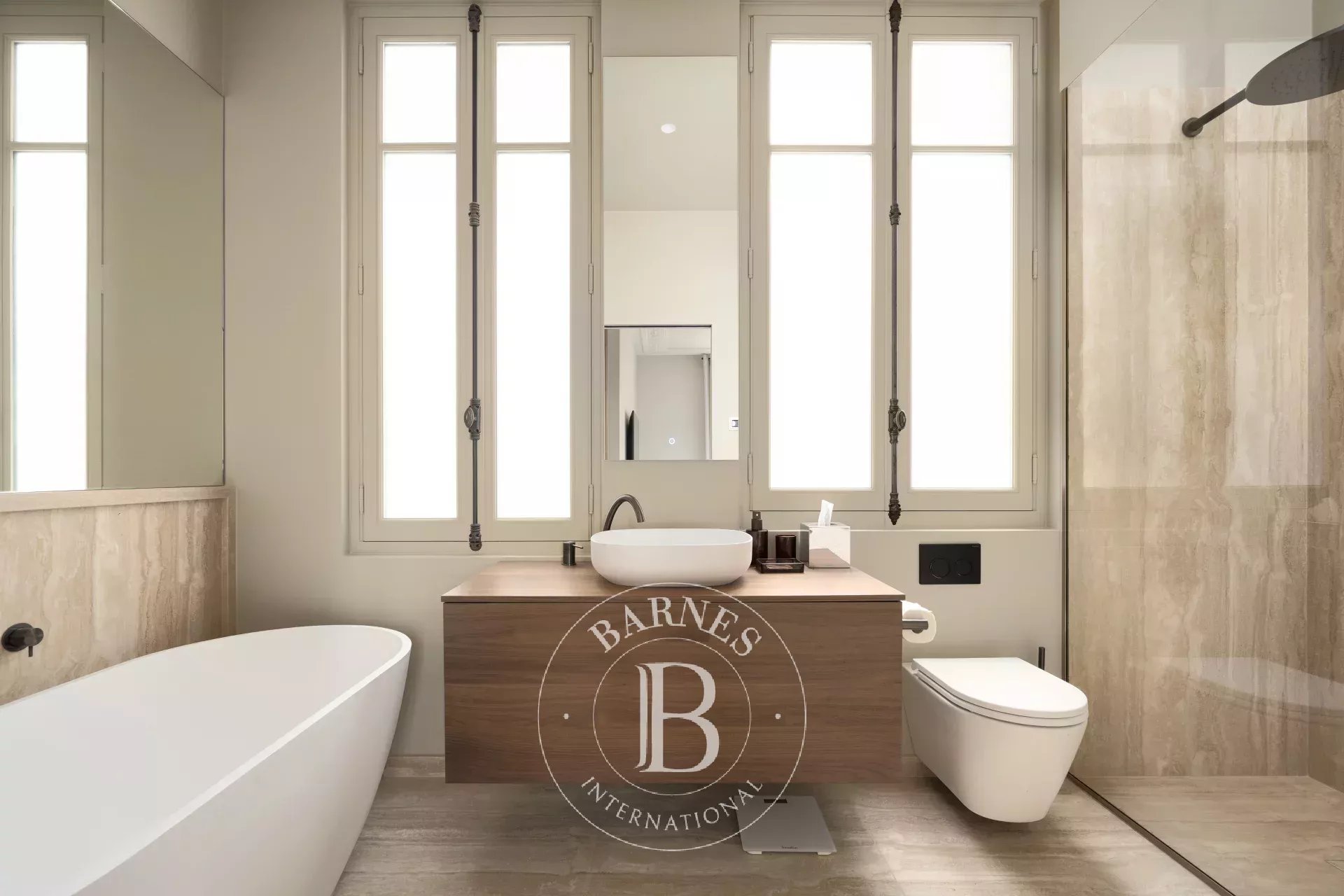 Daire Paris 6ème - picture 17