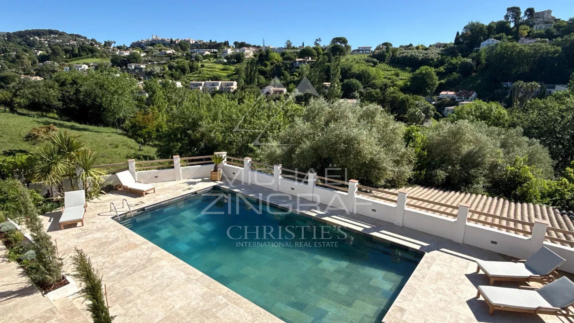 5 Bedroom Villa/Townhouse's Image 6