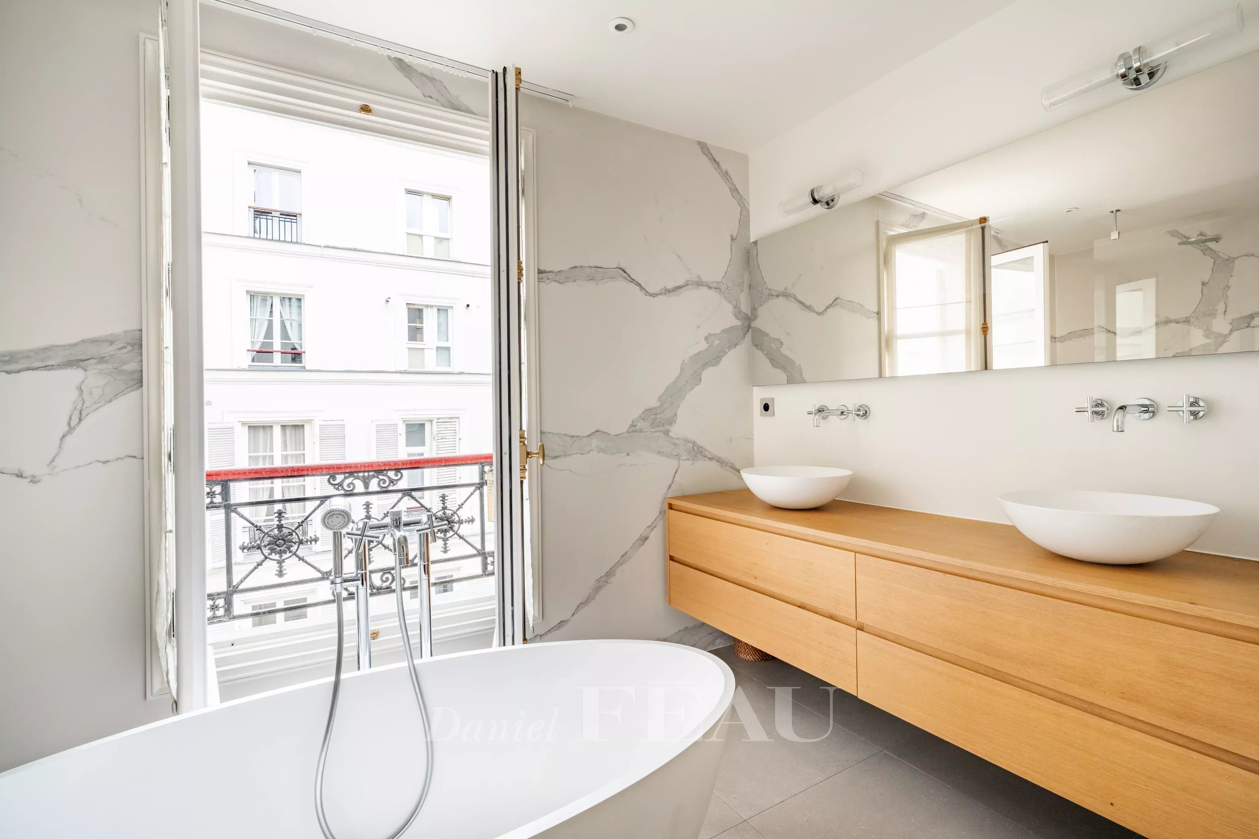 Sale Apartment Paris 6th