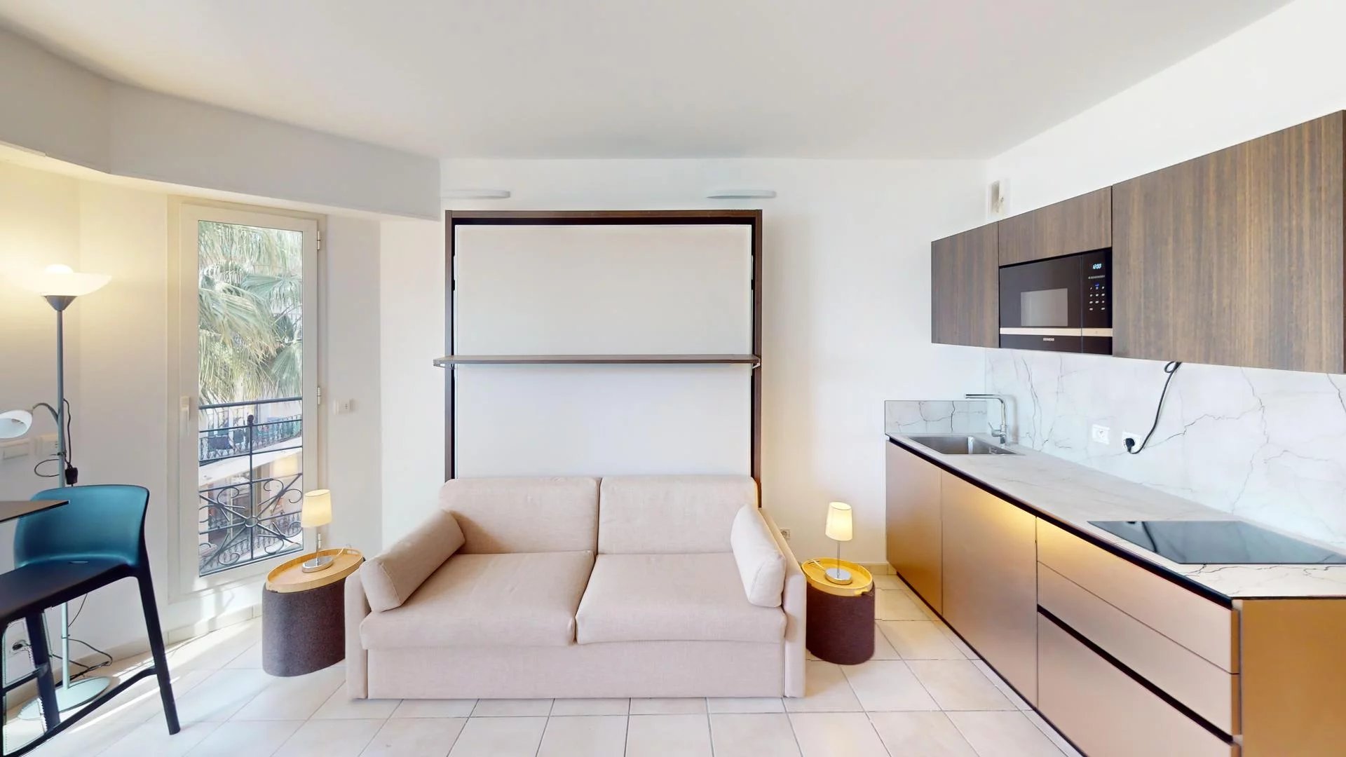 GIOTTO - Magnifico monolocale con balcone vista mare e garage nel centro di Mentone