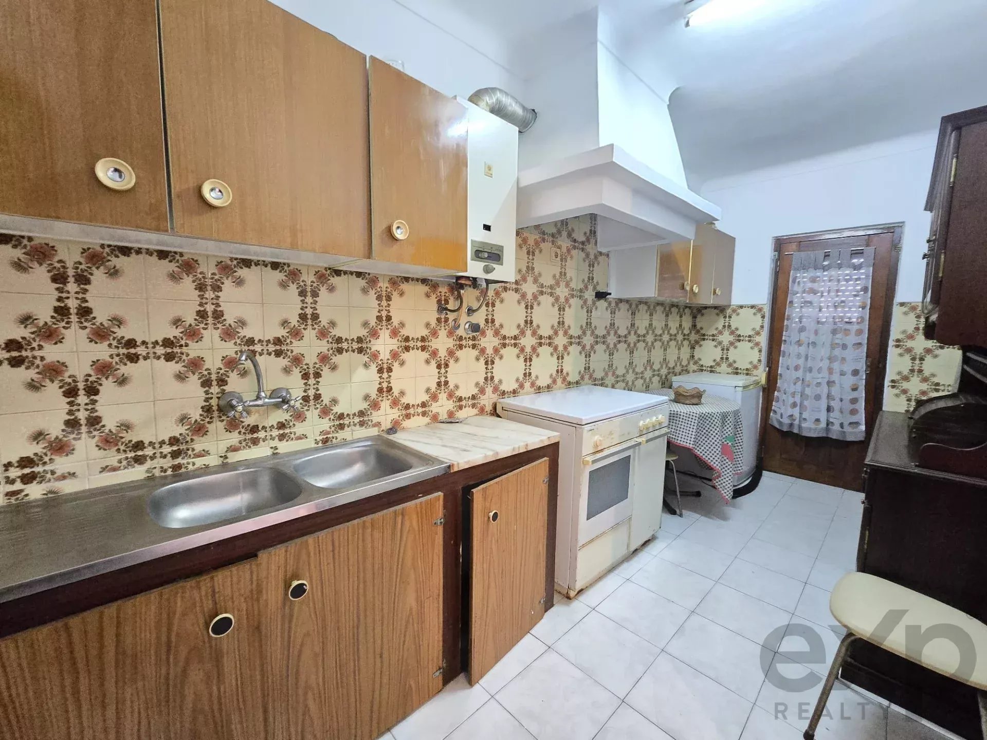 Detached house with 2 floors, yard, garage and terrace. 85992079 image 17