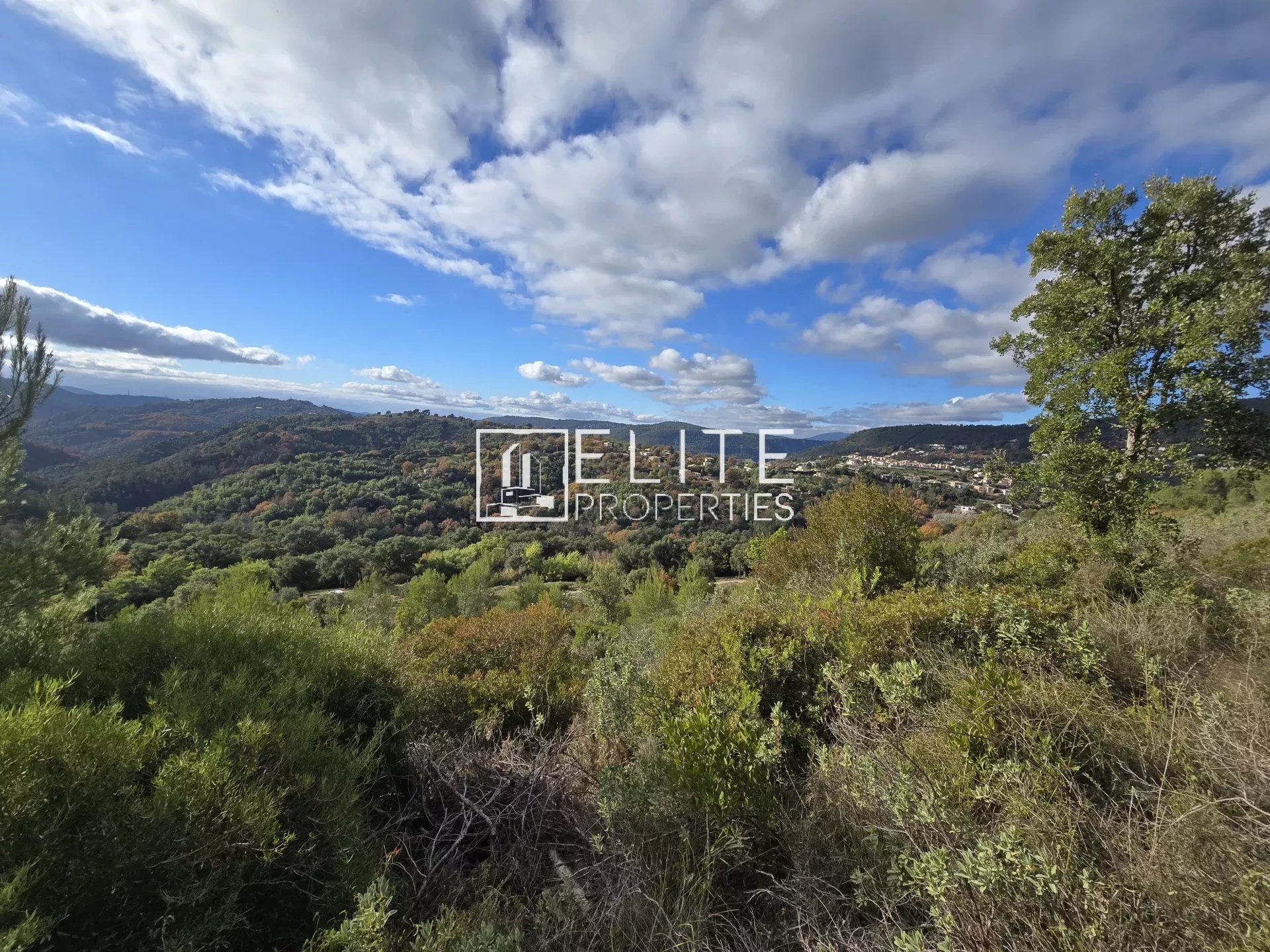 Parking à vendre, 6830 m², Le Tignet