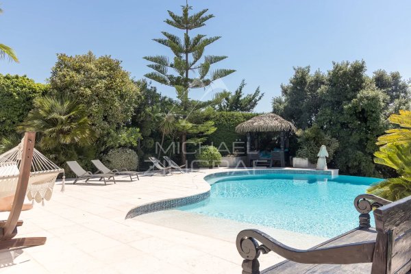 Propriété provençale moderne avec vue mer panoramique — photo 3