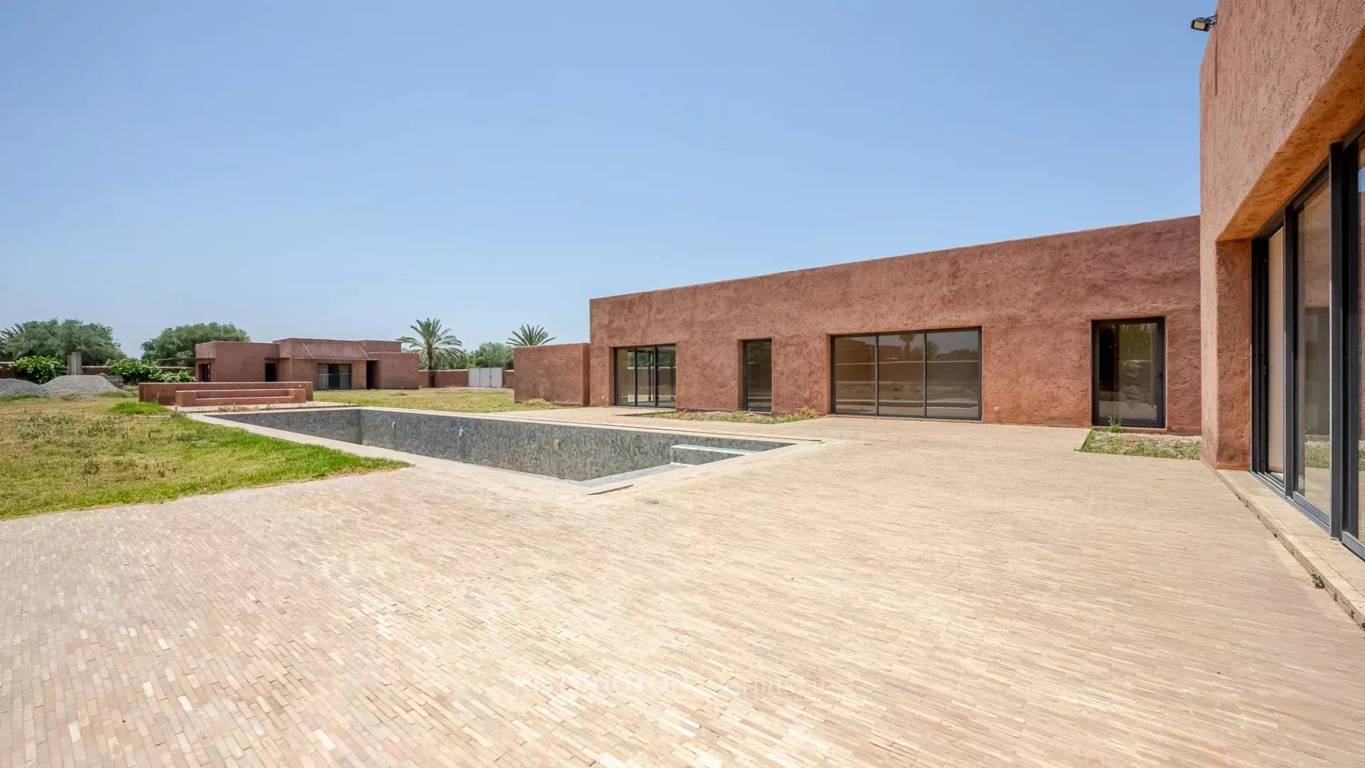 6 Bedroom Villa/Townhouse's Image 25