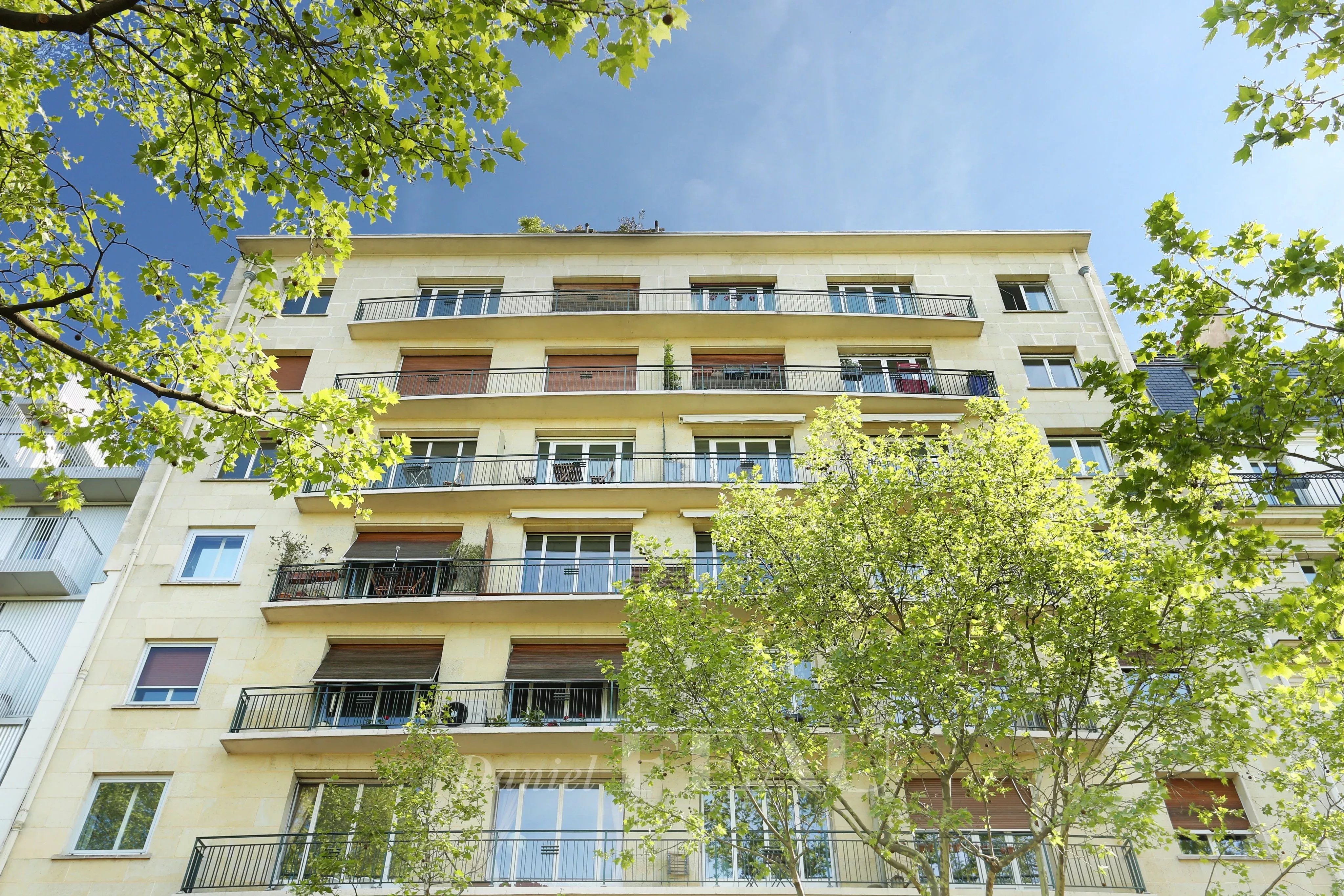 Rental Apartment Paris 4th