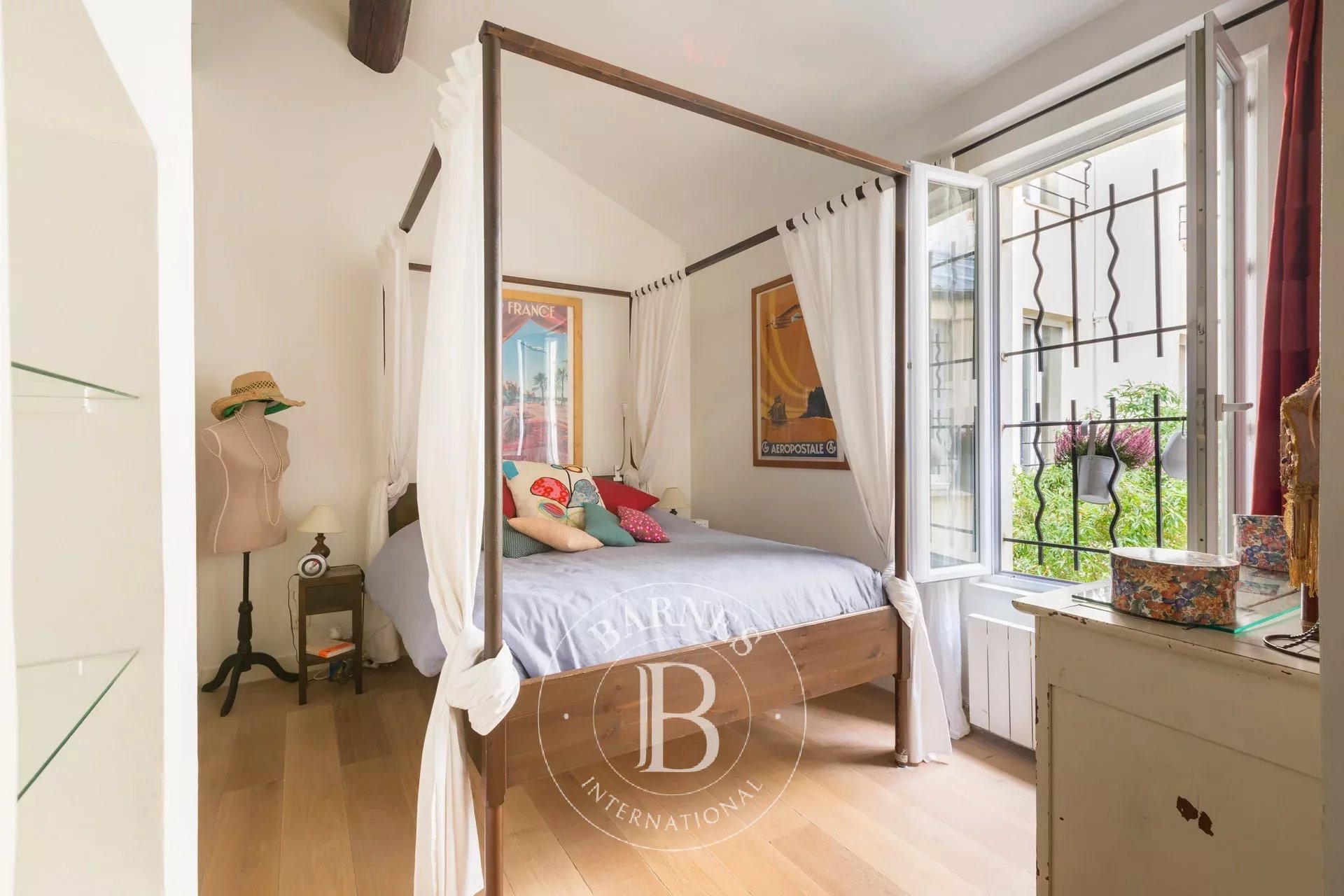 Daire Paris 18ème - picture 8