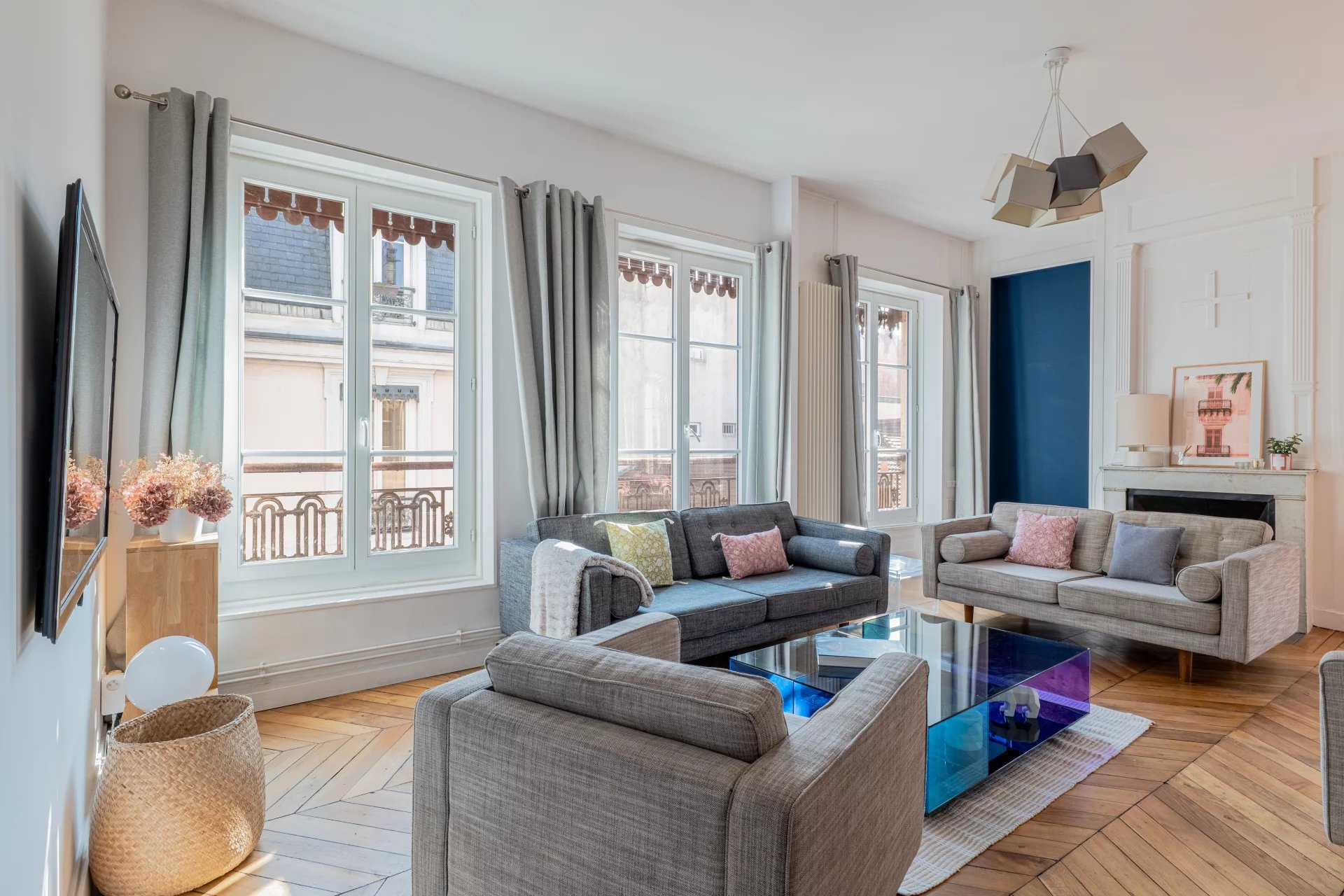 Spacieux duplex ou 2 appartements avec 2 entrées pour investisseur