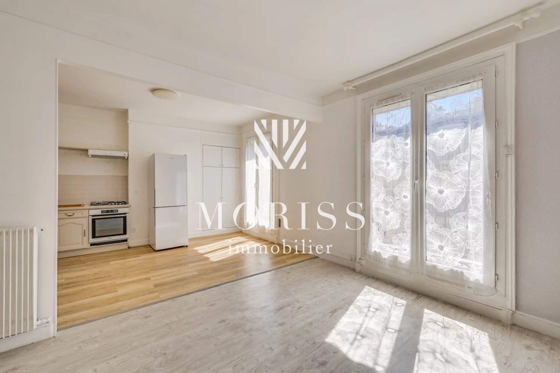 PARIS 75014 APPARTEMENT 2 PIÈCES DE 52m² - Image Array