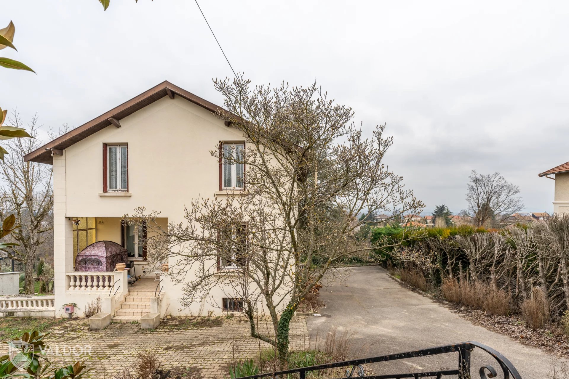 Maison à rénover sur une parcelle 1243 m² avec vue panoramique