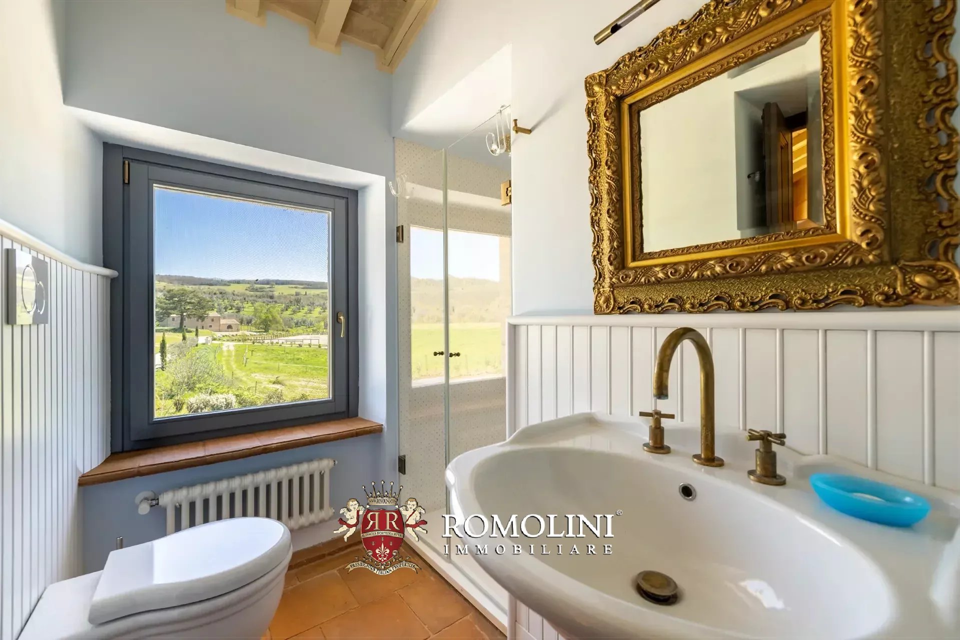 6 Bedroom Villa/Townhouse's Image 105
