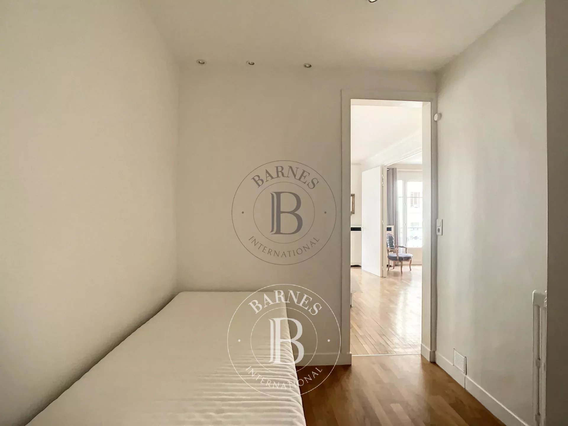 Daire Paris 16ème - picture 10