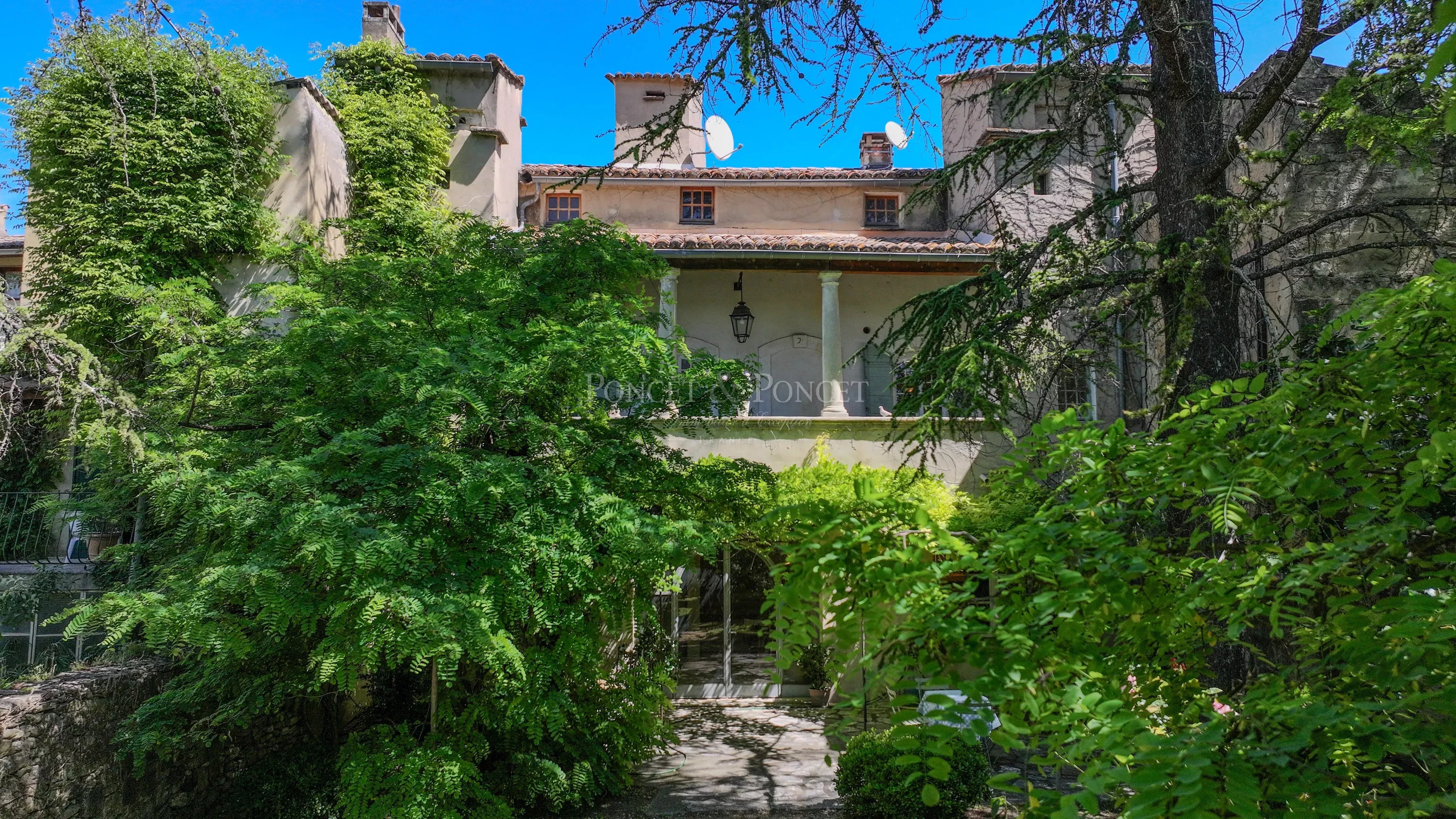 Agence immobilière de Poncet & Poncet