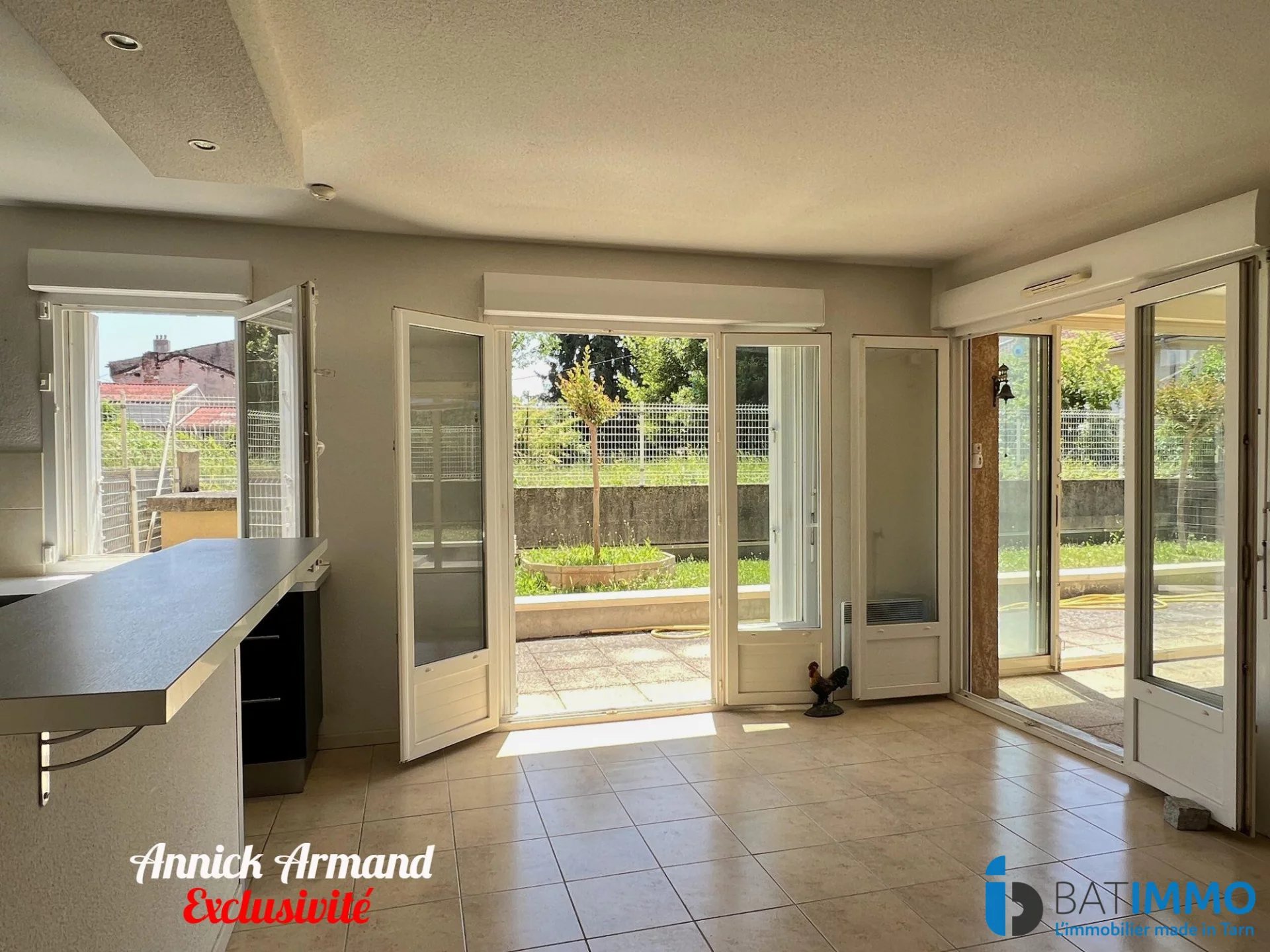 APPARTEMENT T3 AVEC JARDIN PRIVATIF ET GARAGE