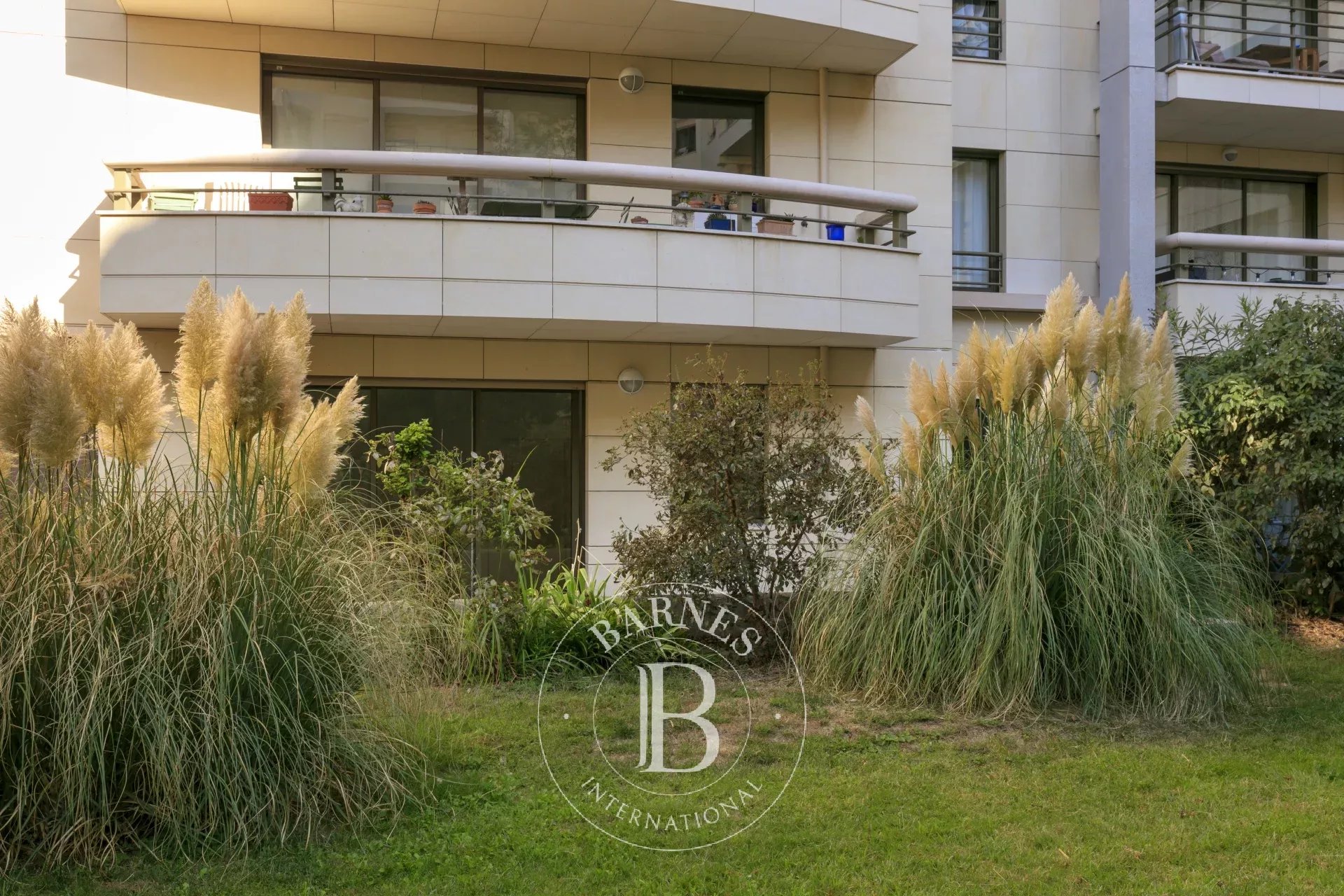 Daire Levallois-Perret - picture 12