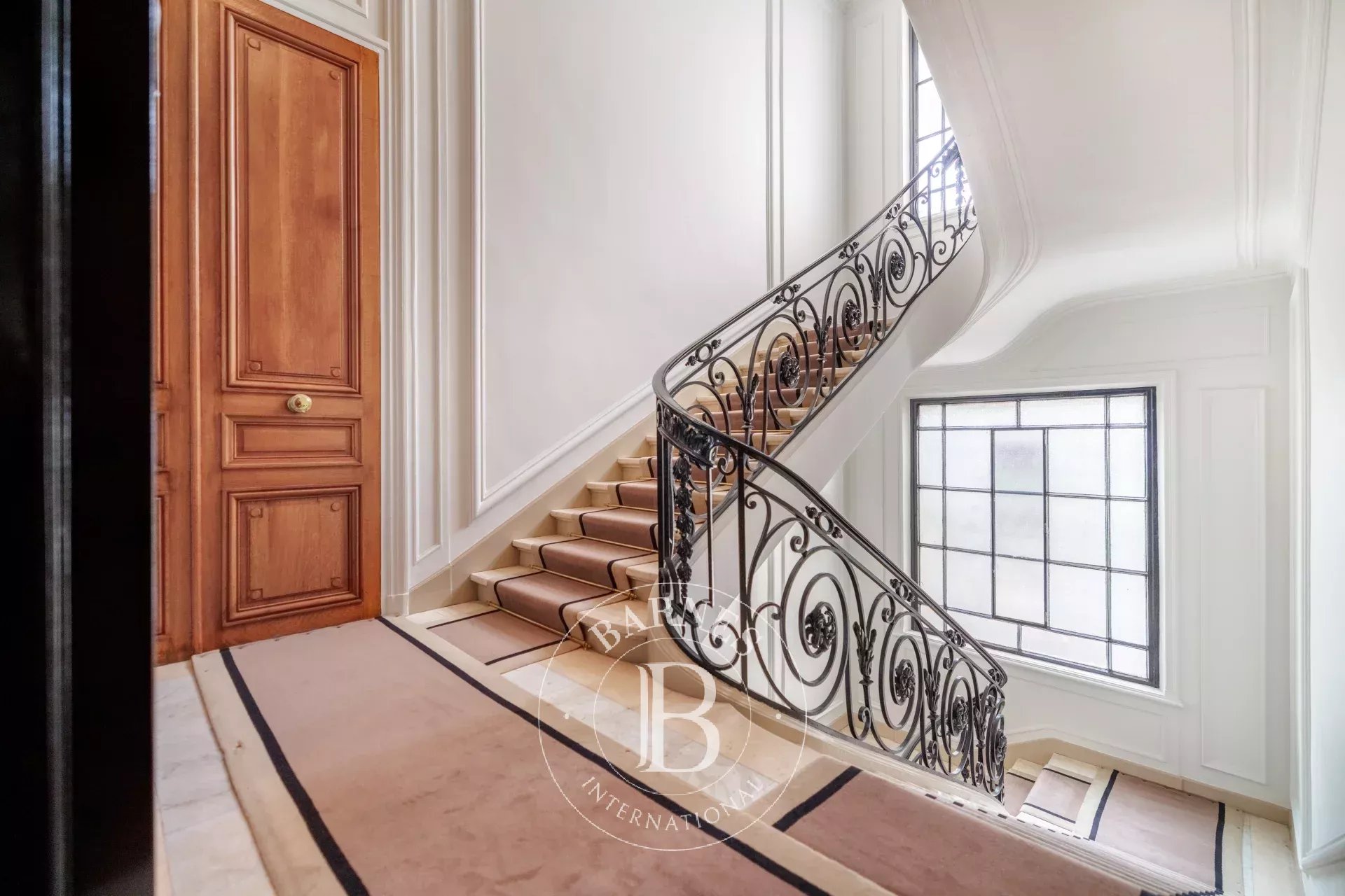 Daire Paris 8ème - picture 7