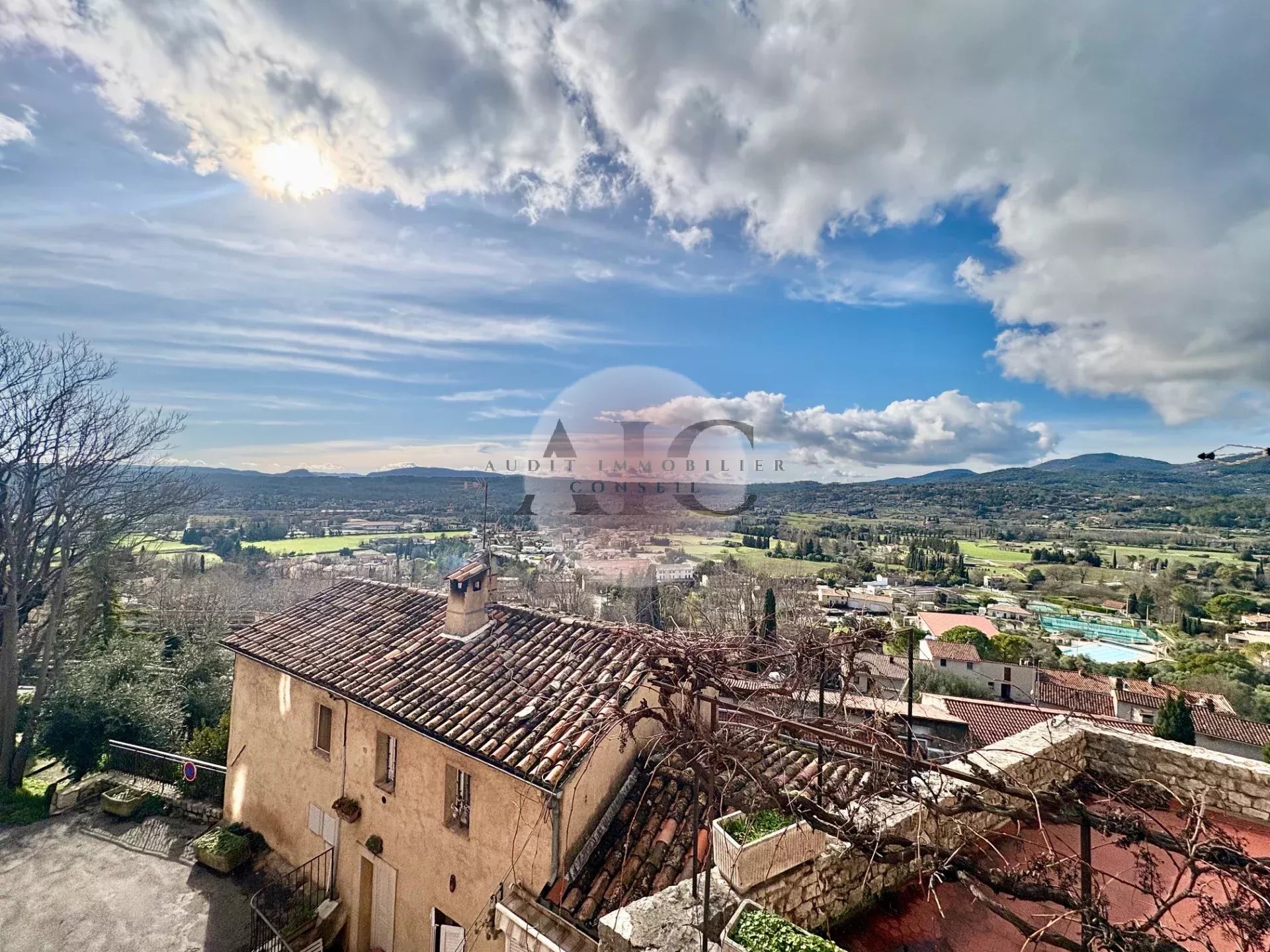 Agence immobilière de 