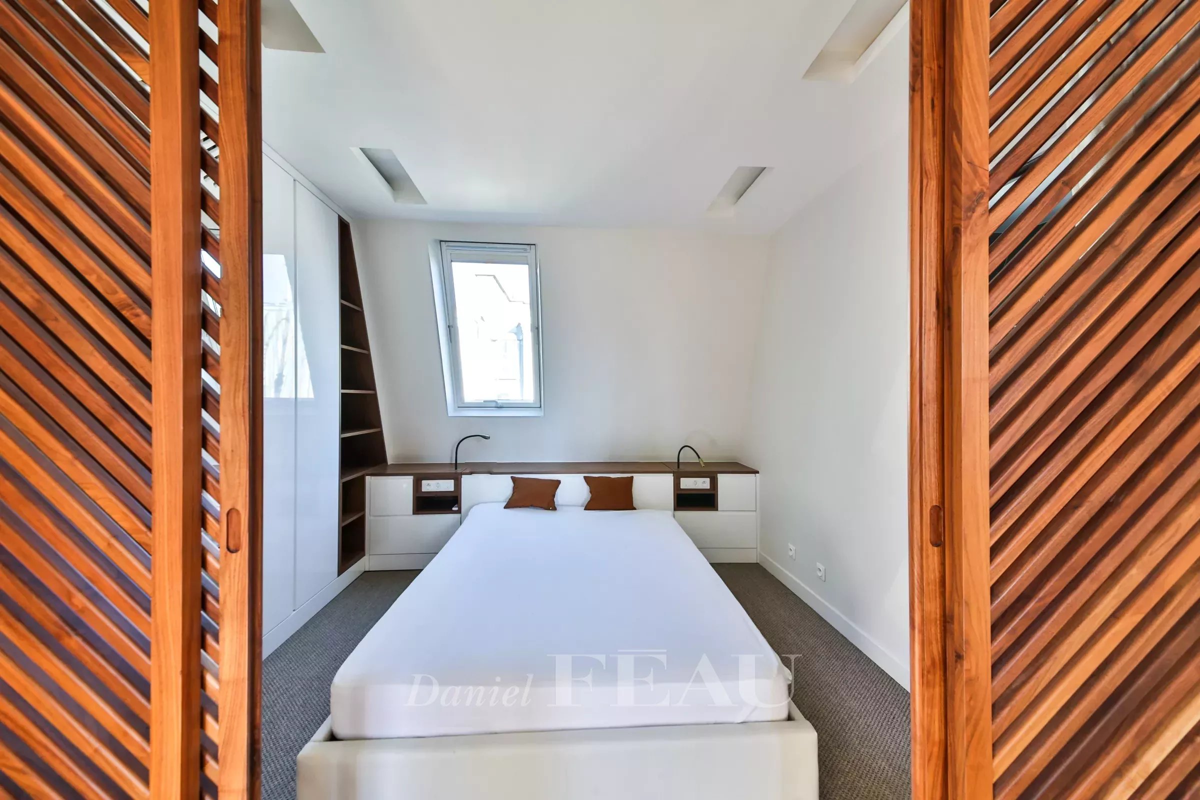 Rental Apartment Paris 9th