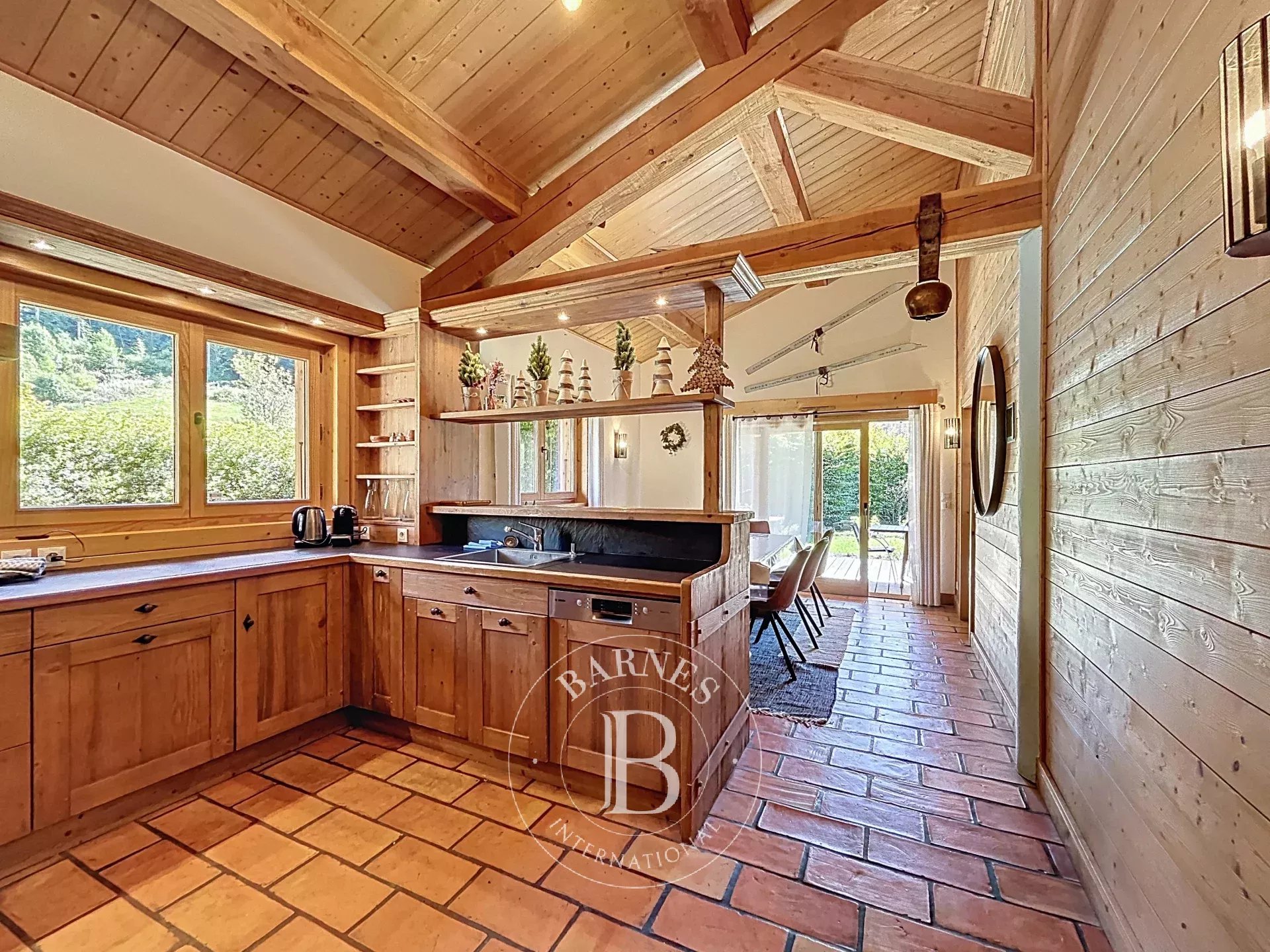 Photo of Les Gets – Ski-in/Ski-out property with 3 units