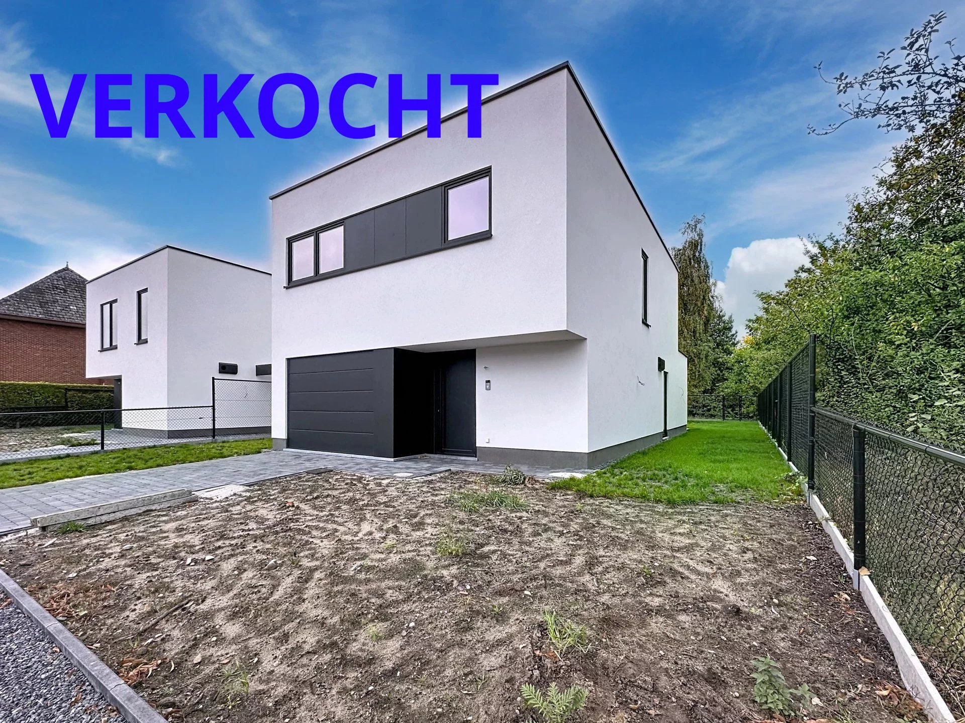 Moderne BEN-woning met 3 slaapkamers en een inpandige garage op een mooi perceel.