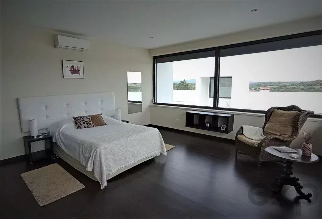 5-Bedroom Villa (2 x 3-Bedroom + 1 x 2-Bedroom Units) 86873882 image 22