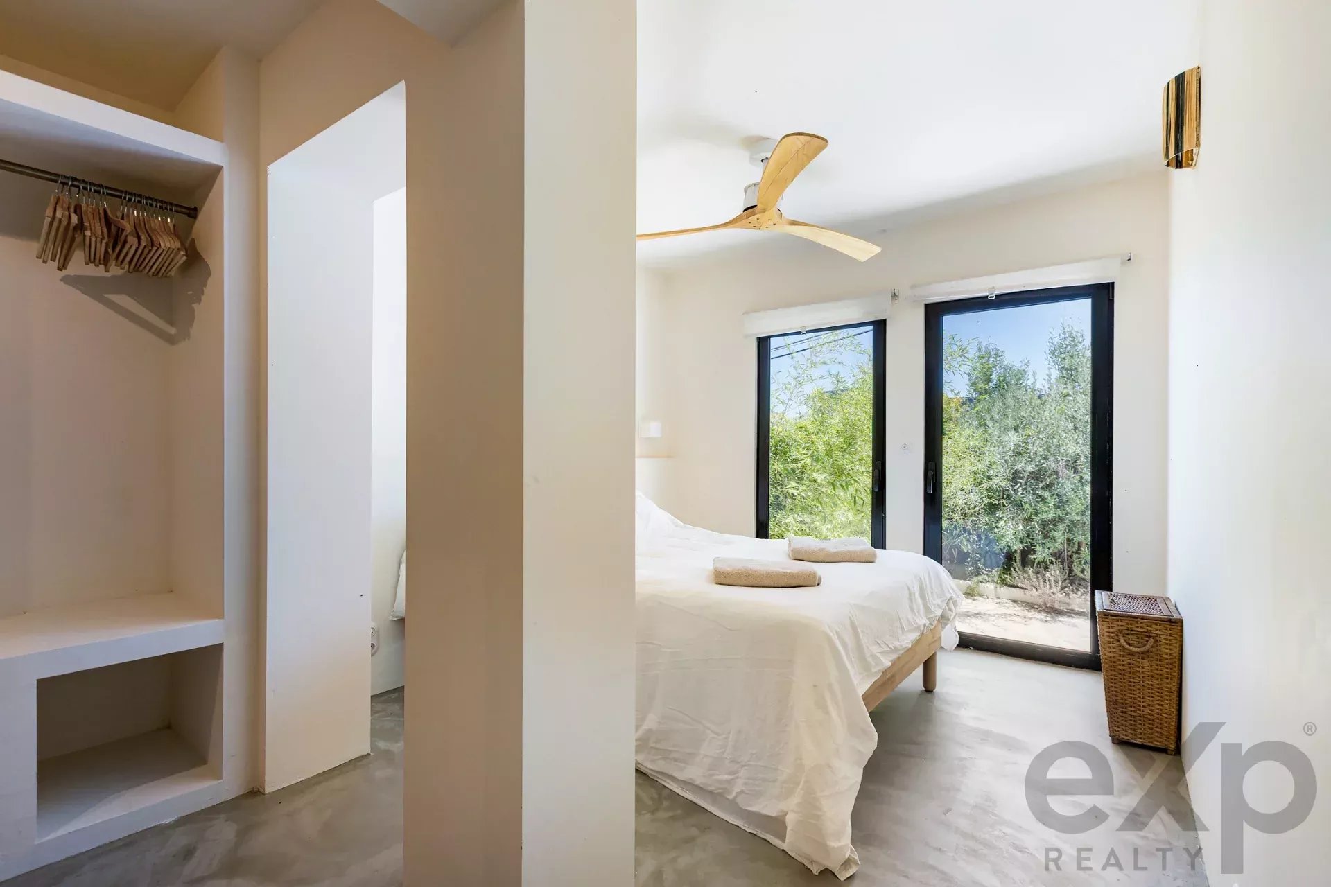 Exceptional villa overlooking the Tagus estuary and the sea 86007017 image 24