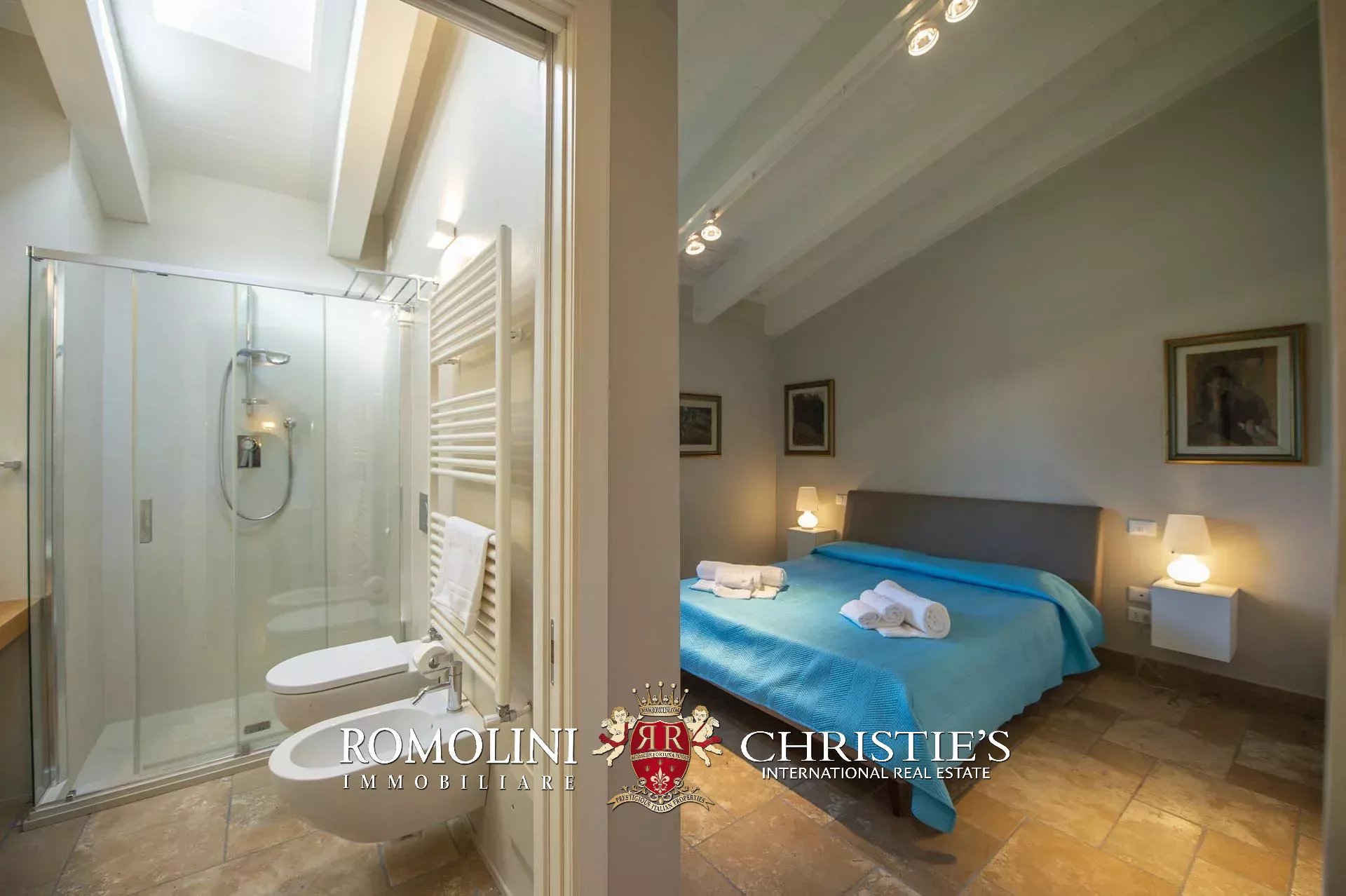 11 Bedroom Vineyard's Image 81