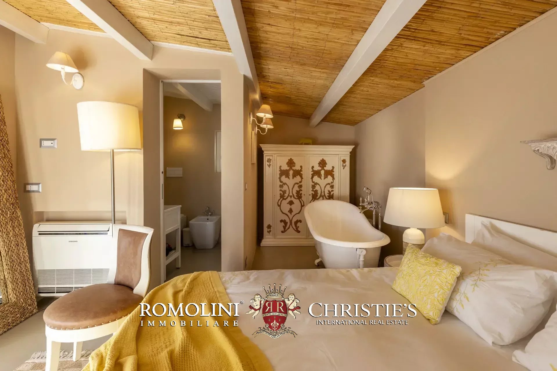 4 Bedroom Villa/Townhouse's Image 80