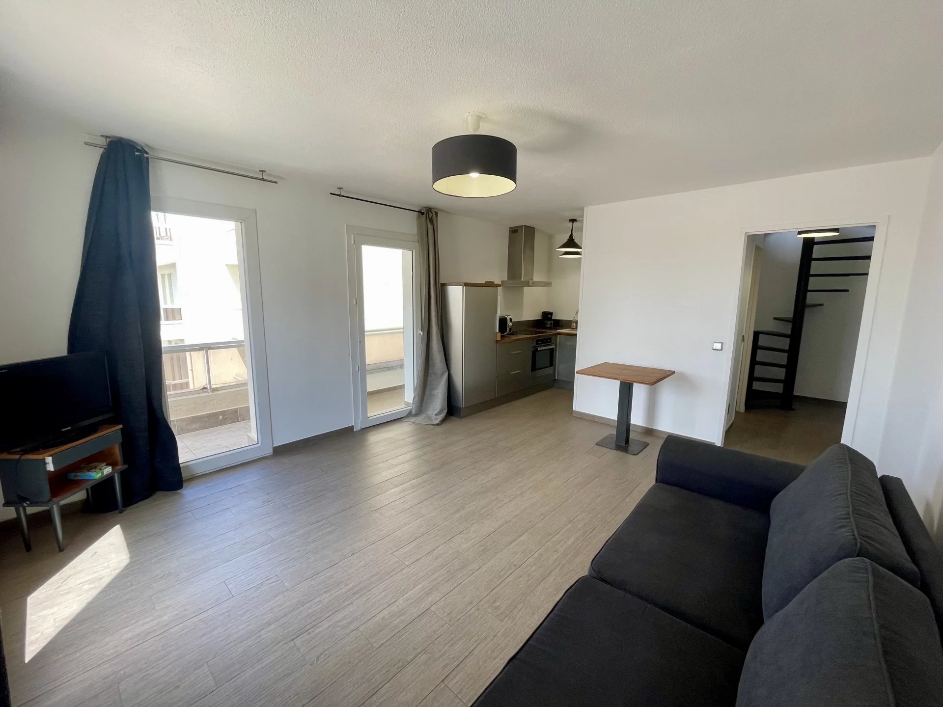 DUPLEX F2 DERNIER ETAGE CANET PLAGE 40 M² AVEC 2 GRANDES TERRASSES