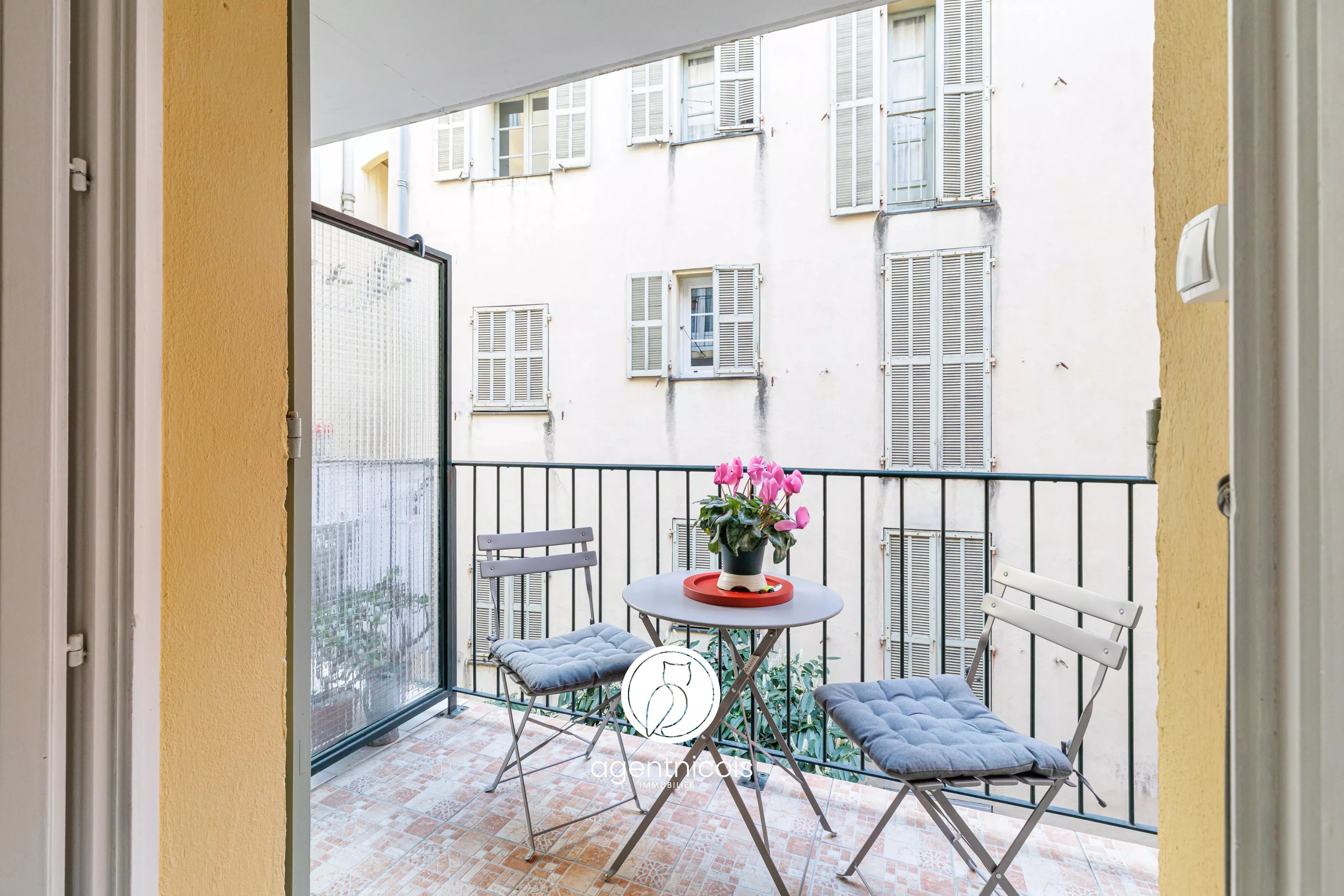 Agence immobilière de 