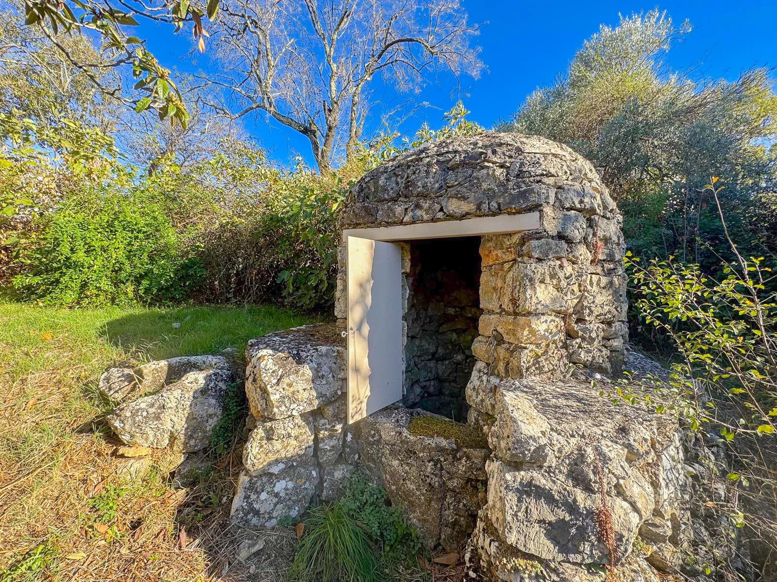 Authentique Bergerie en Pierres à pieds du village