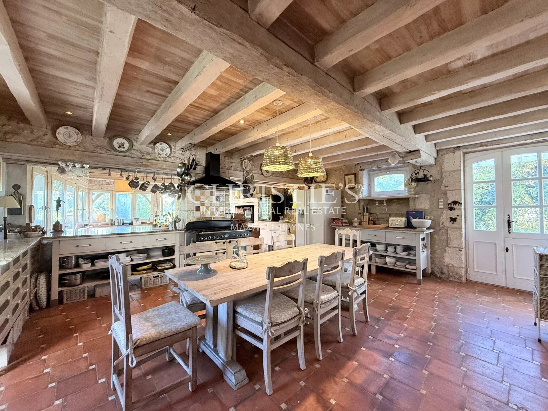 5 Bedroom Villa/Townhouse's Image 8