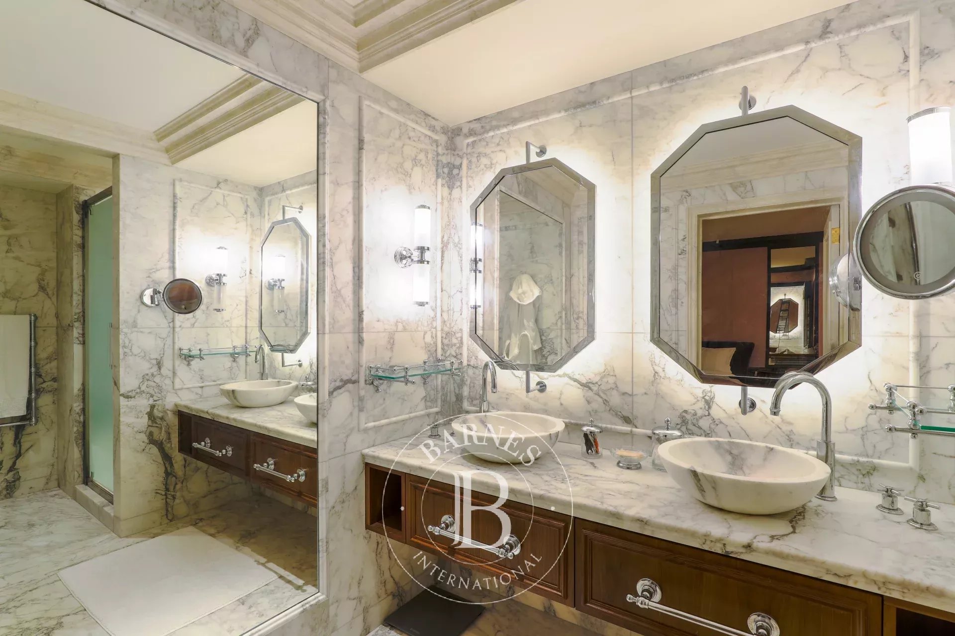 Daire Paris 8ème - picture 12