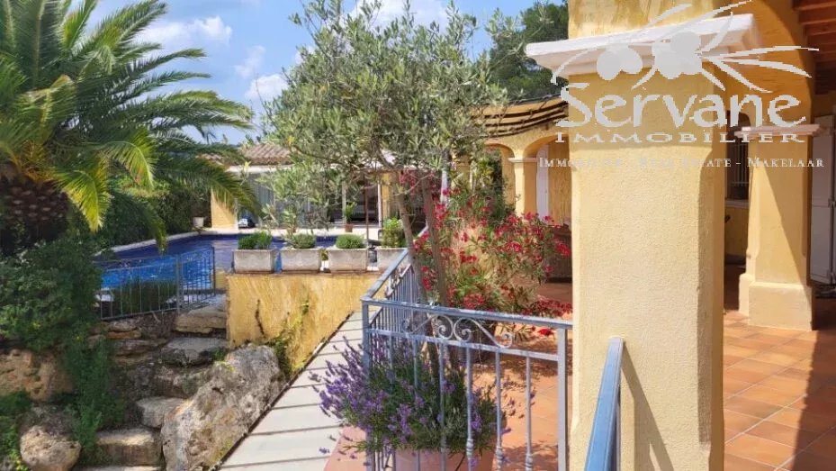 SUPERB 5 BEDROOMS VILLAS SAINT ANTOIN DU VAR