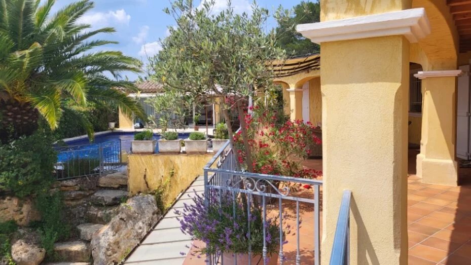 SUPERB 5 BEDROOMS VILLAS SAINT ANTOIN DU VAR SUPERB 5 BEDROOMS VILLAS SAINT ANTOIN DU VAR